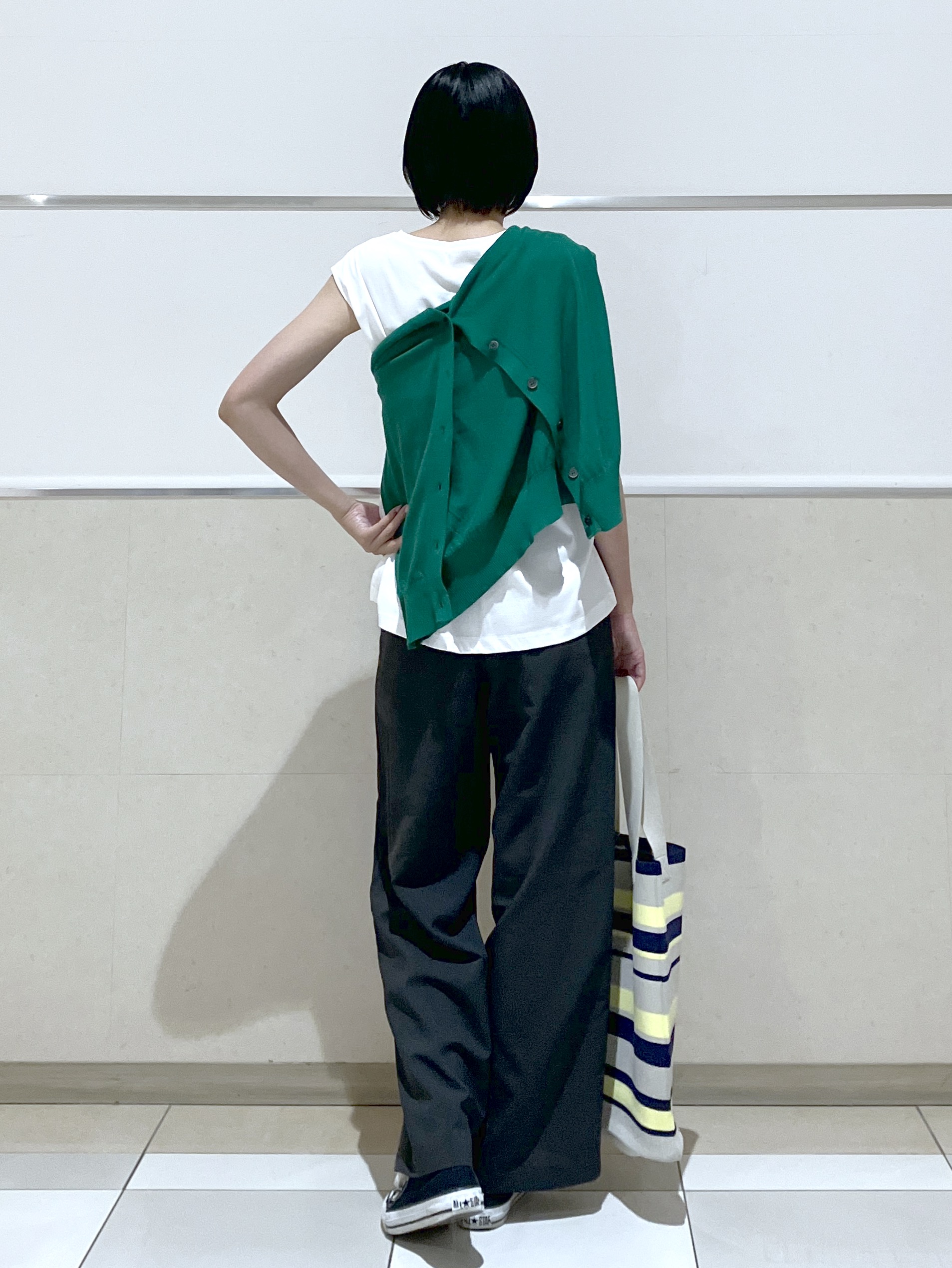 eriko さんの「Dessin｜【接触冷感/UVカット】美光沢ノースリーブカットソー」を使ったコーディネート
