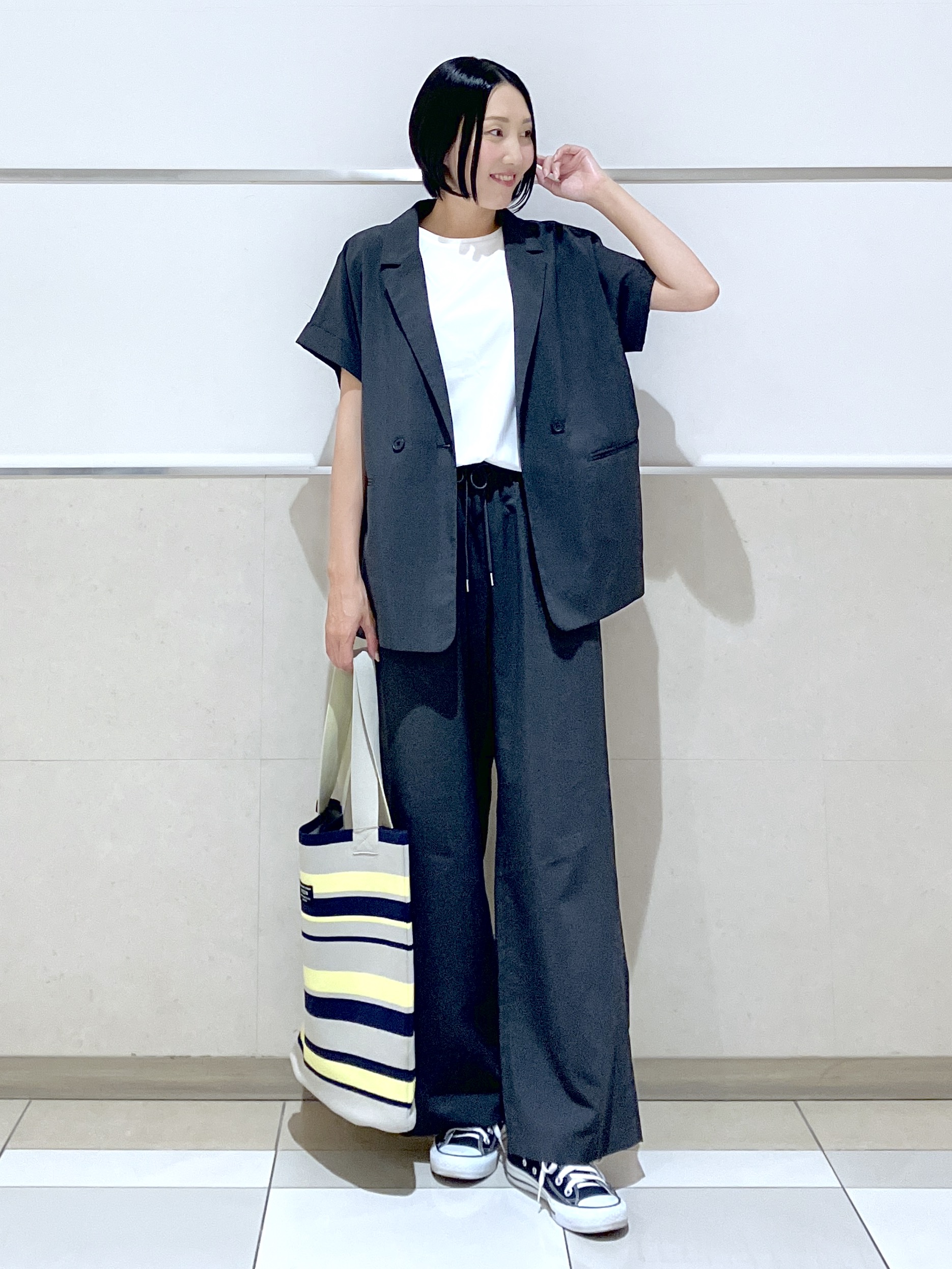 eriko さんの「Dessin｜【接触冷感/UVカット】美光沢ノースリーブカットソー」を使ったコーディネート