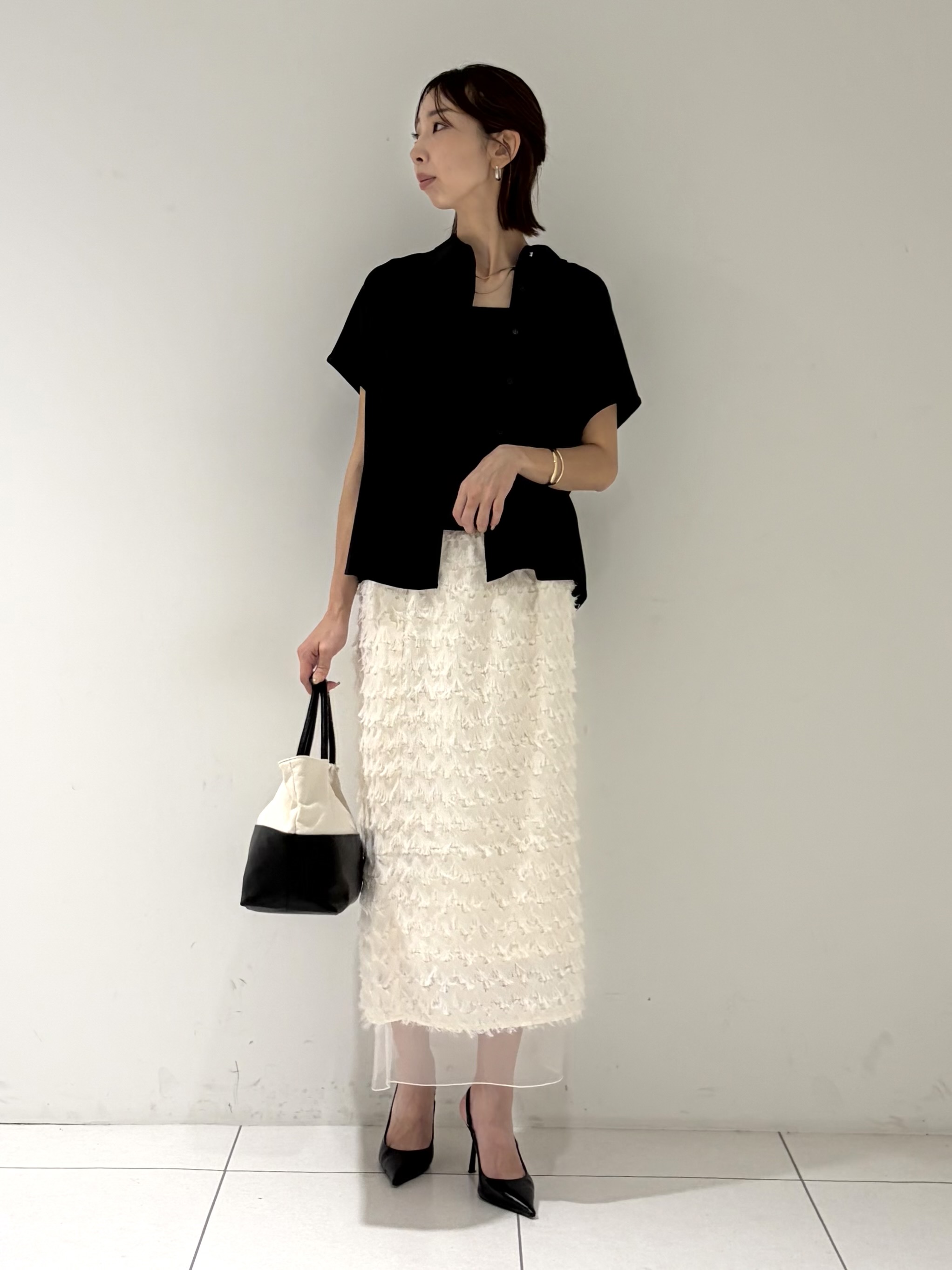 shioriさんの「INDIVI｜Comfy SET UP｜フレアスリーブブラウス【セットアップ対応／通勤／カセット服／接触冷感／UV」を使ったコーディネート
