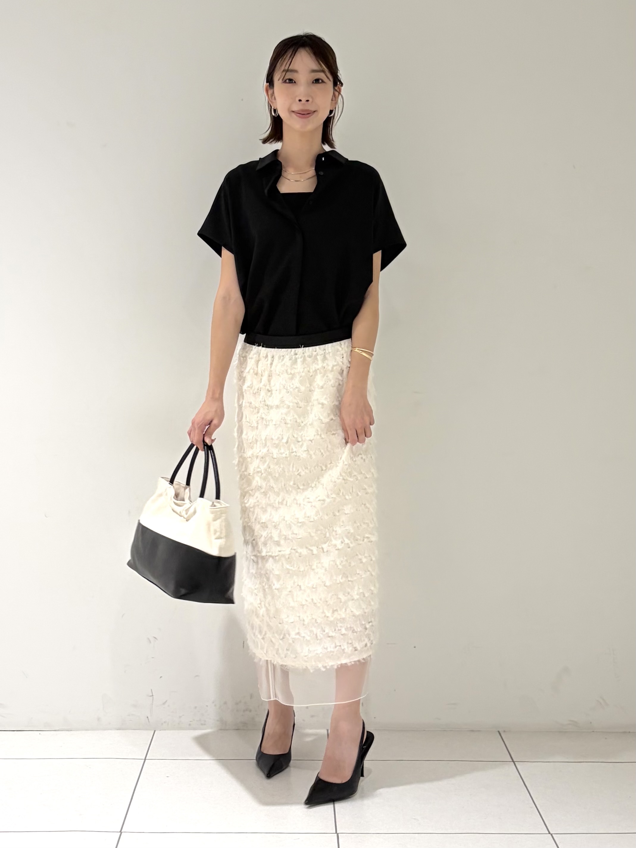 shioriさんの「INDIVI｜Comfy SET UP｜フレアスリーブブラウス【セットアップ対応／通勤／カセット服／接触冷感／UV」を使ったコーディネート
