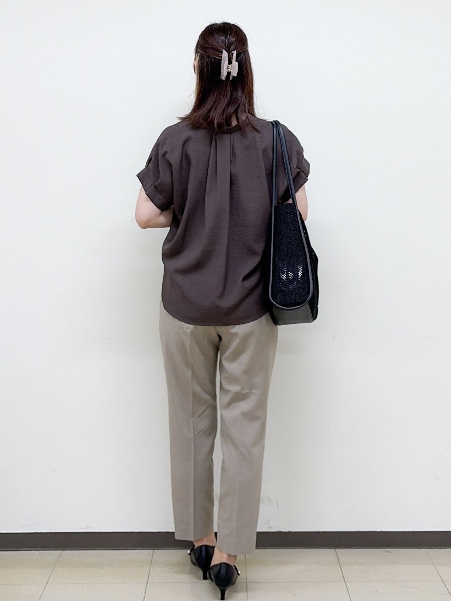 yurinaさんの「index｜【接触冷感／吸水速乾】タックスキッパーブラウス《防シワ／イージーアイロン／洗濯機OK／9col》」を使ったコーディネート