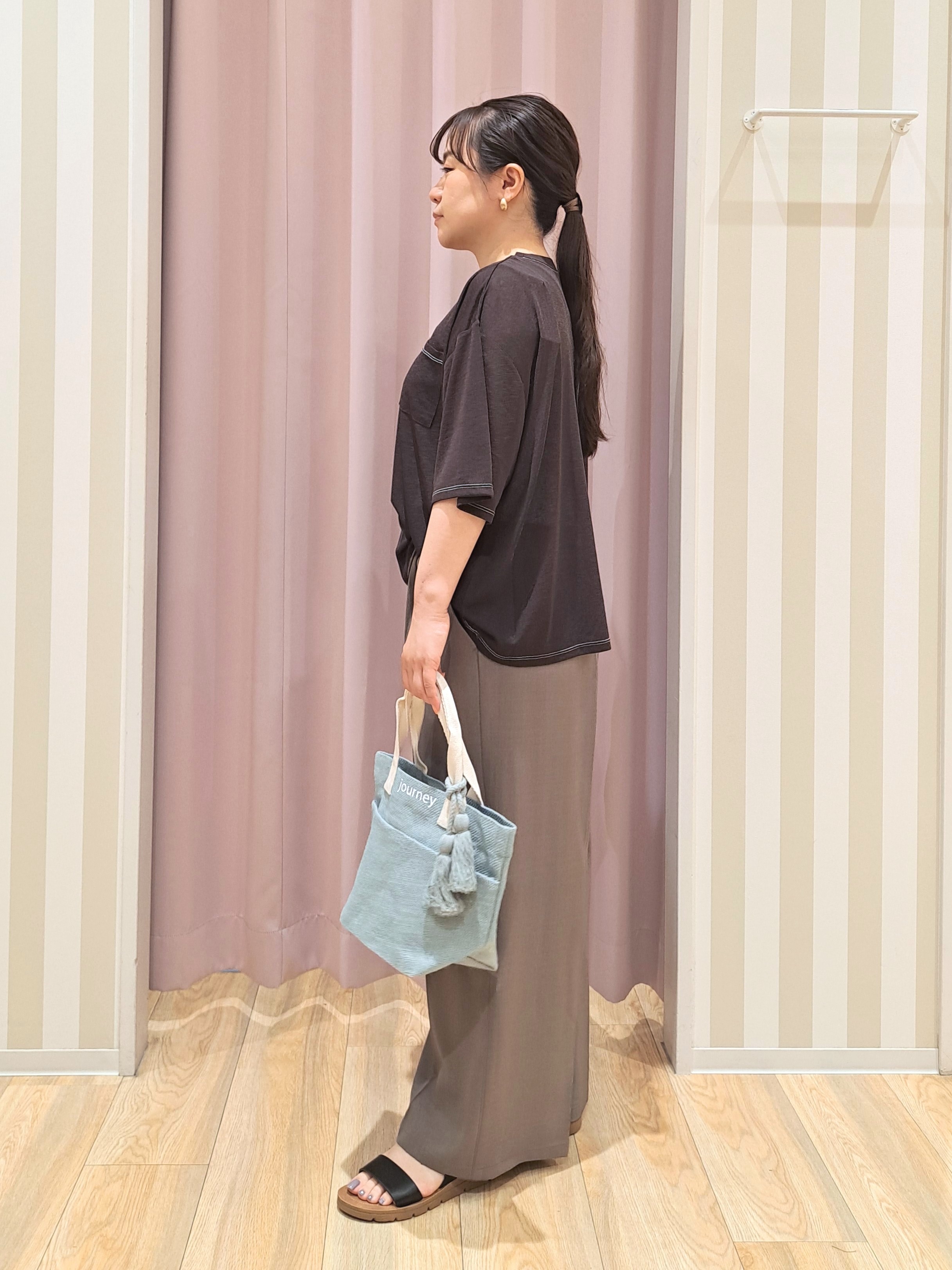 sho*さんの「SHOO･LA･RUE｜【S-LL/洗濯機可/体型カバー】ゆるっとこなれる 大人のシアースラブTシャツ」を使ったコーディネート
