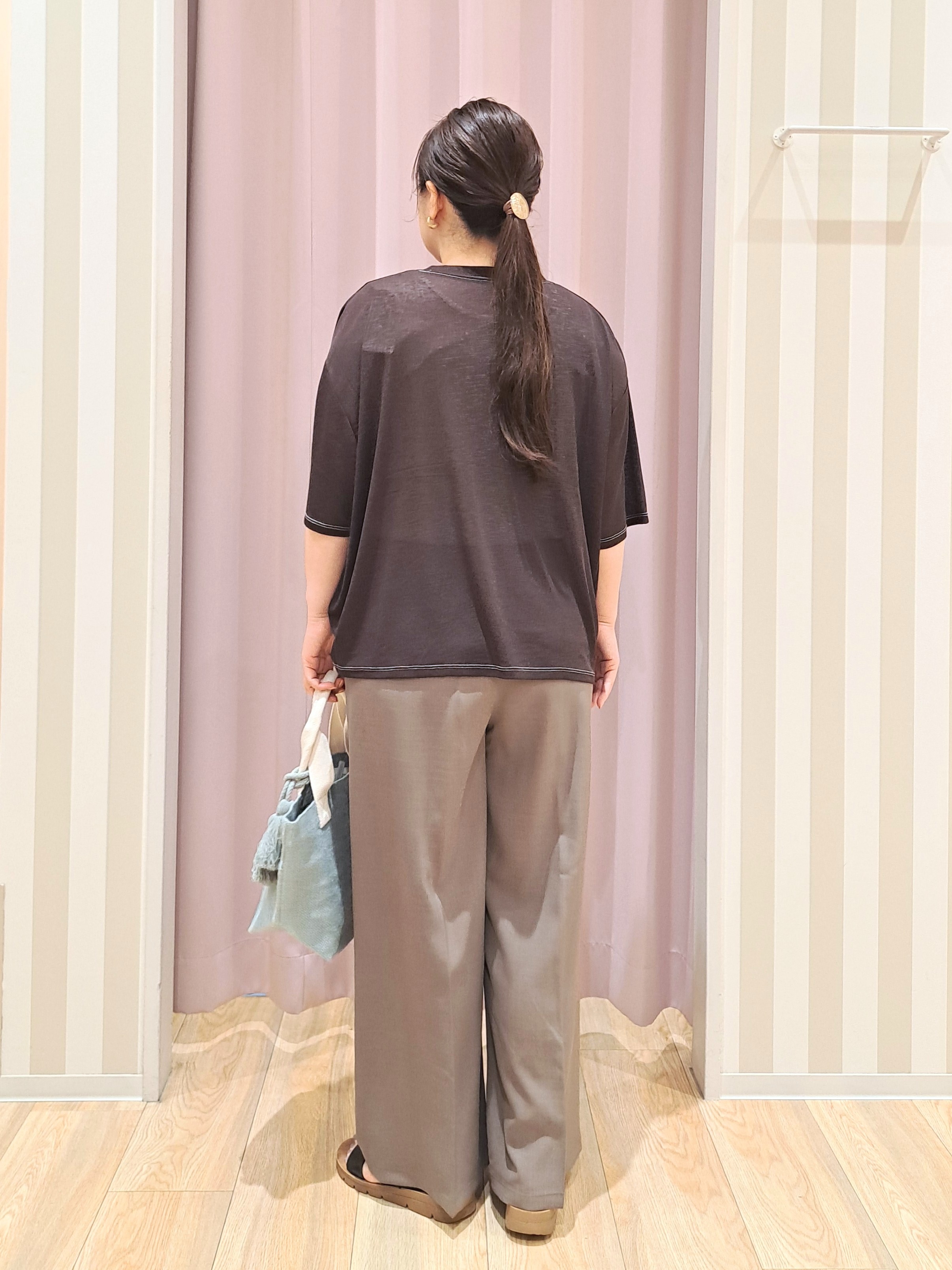 sho*さんの「SHOO･LA･RUE｜【S-LL/洗濯機可/体型カバー】ゆるっとこなれる 大人のシアースラブTシャツ」を使ったコーディネート