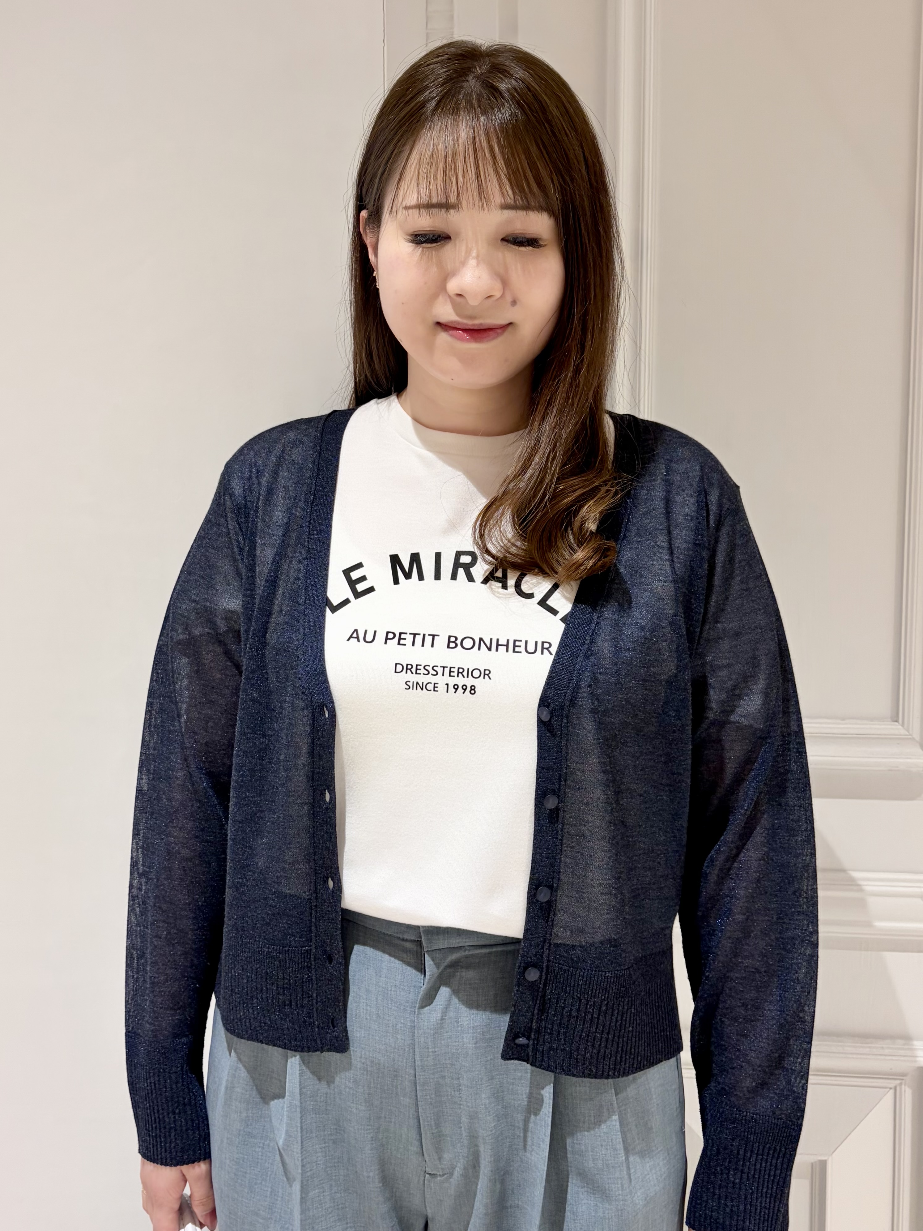 minowaさんの「DRESSTERIOR｜【日除け/冷房対策】ウォッシャブルシアーカーディガン」を使ったコーディネート