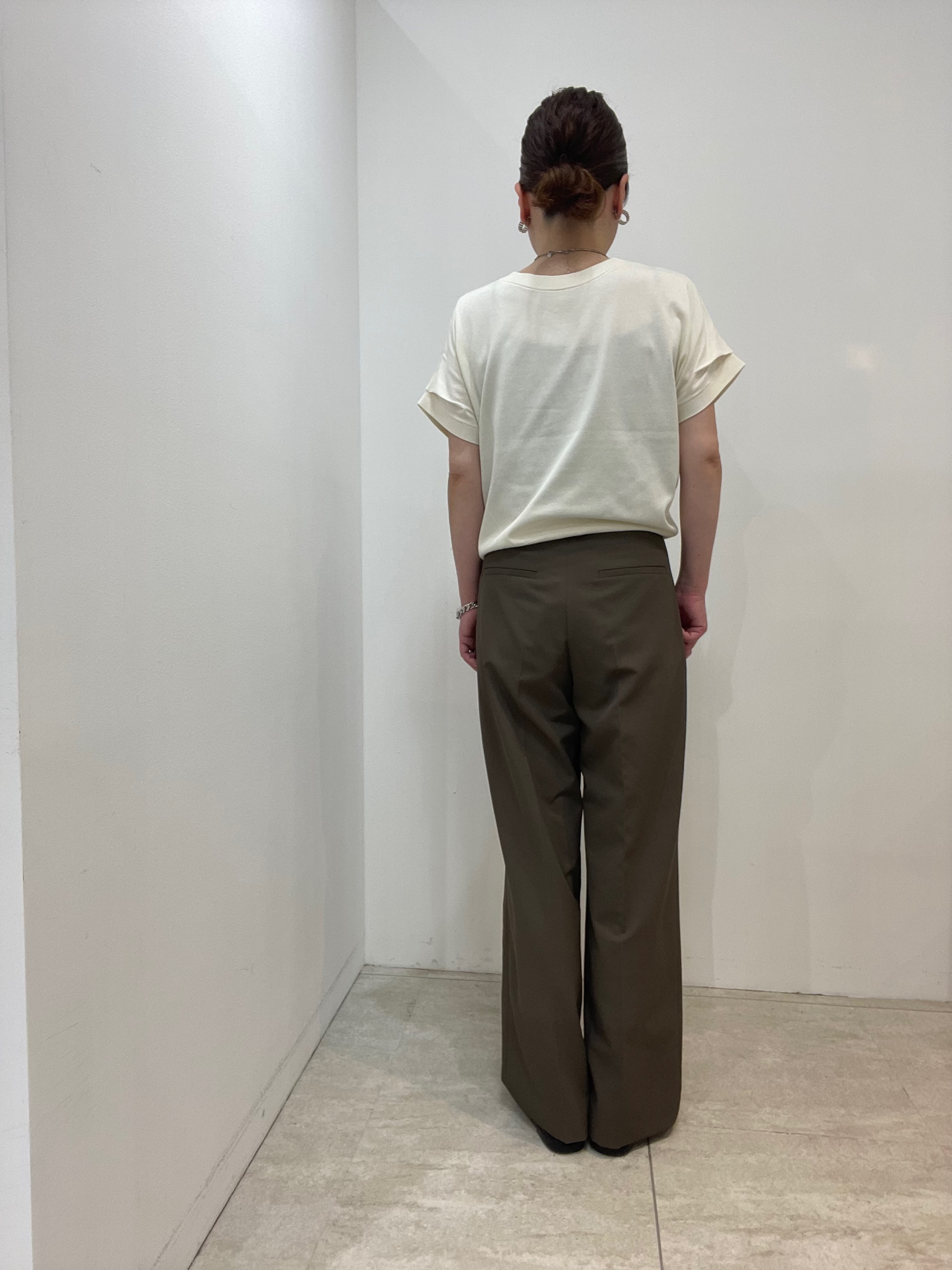 Wachiさんの「UNTITLED｜【前後2WAY】ドライタッチコットンプルオーバー」を使ったコーディネート