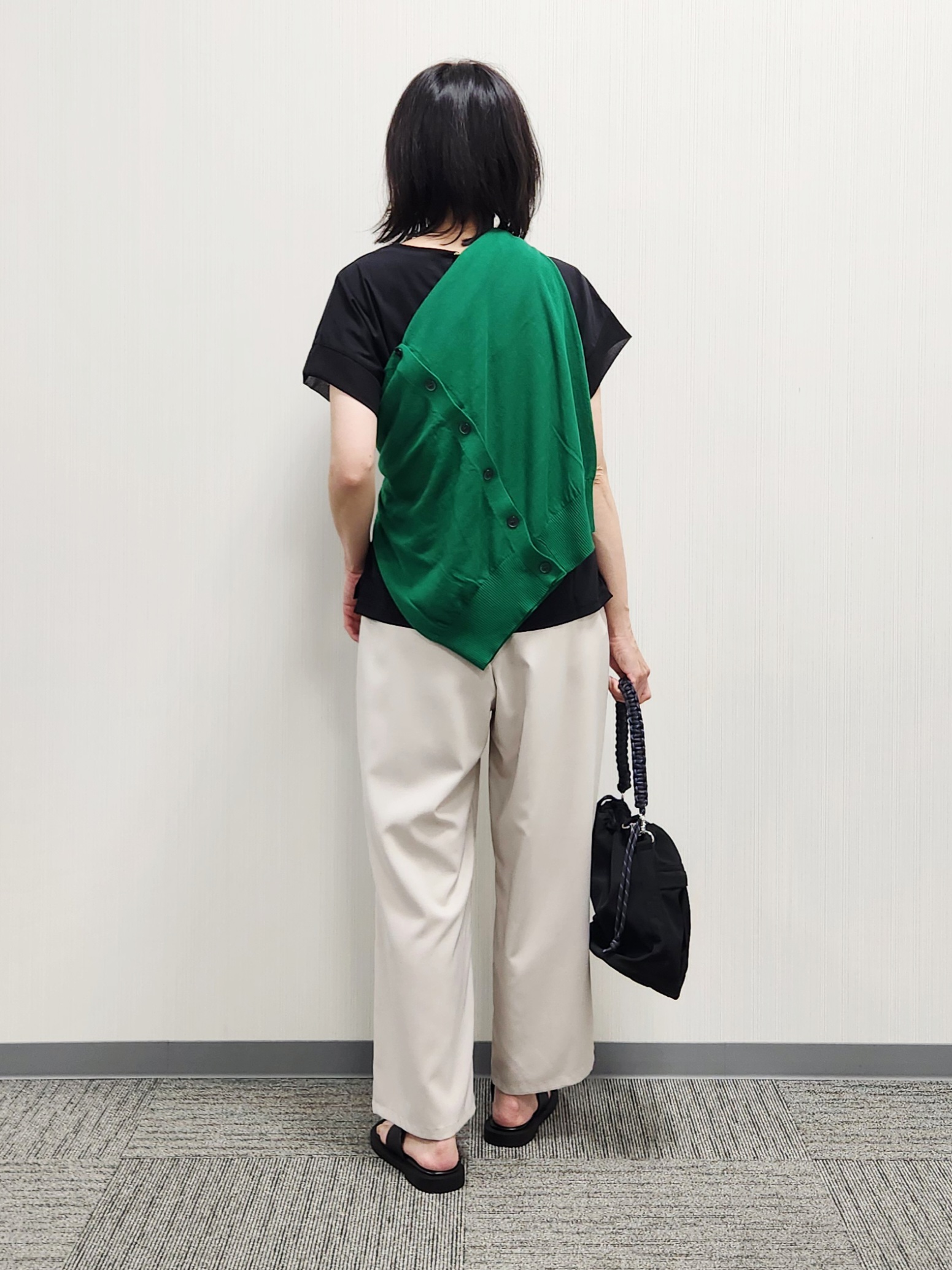 naraさんの「Dessin｜【UVカット/接触冷感】美光沢カットソー」を使ったコーディネート