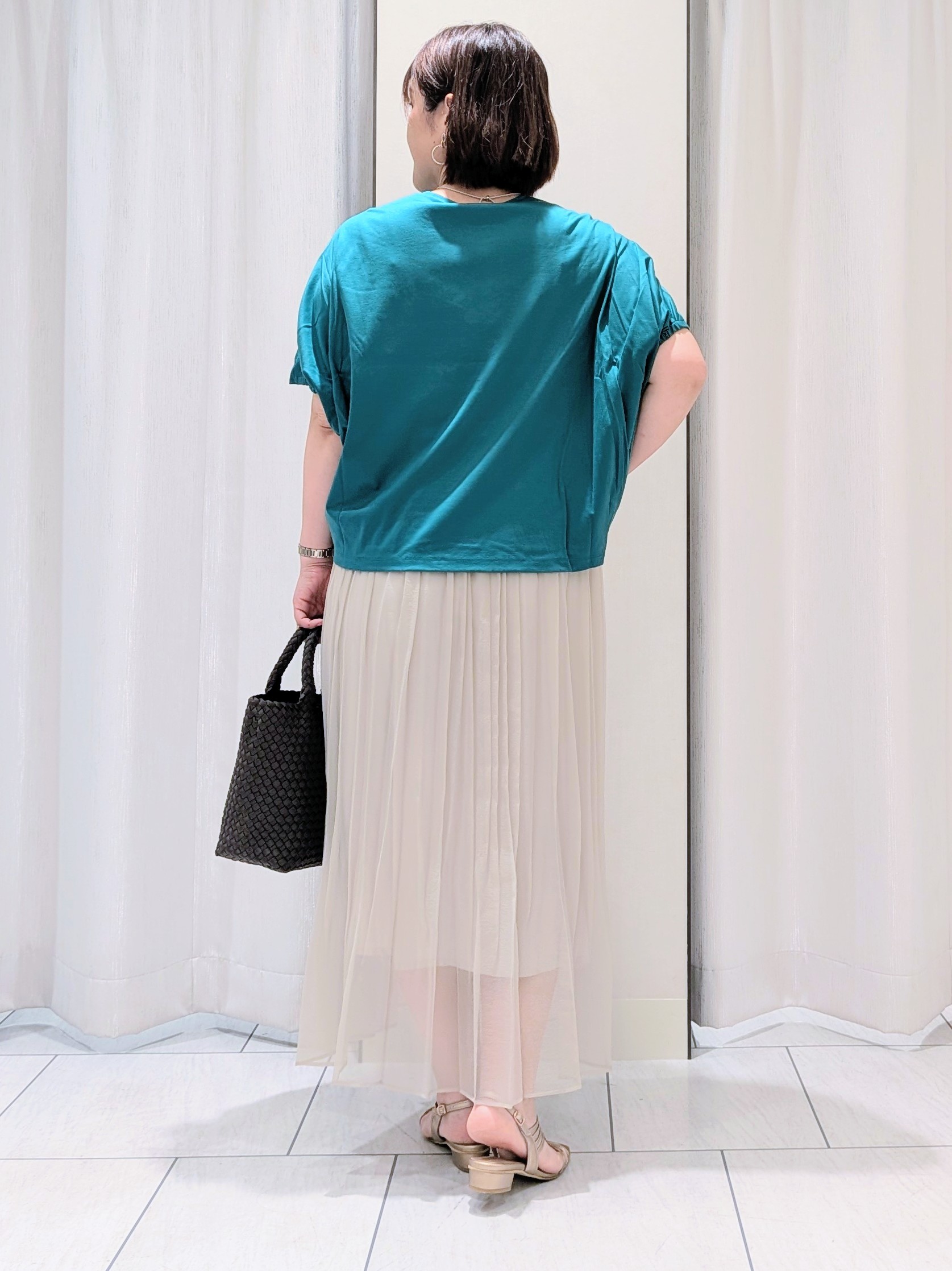 Onumaさんの「UNTITLED｜【ウエストゴム/洗える】エアリーシアープリーツスカート」を使ったコーディネート
