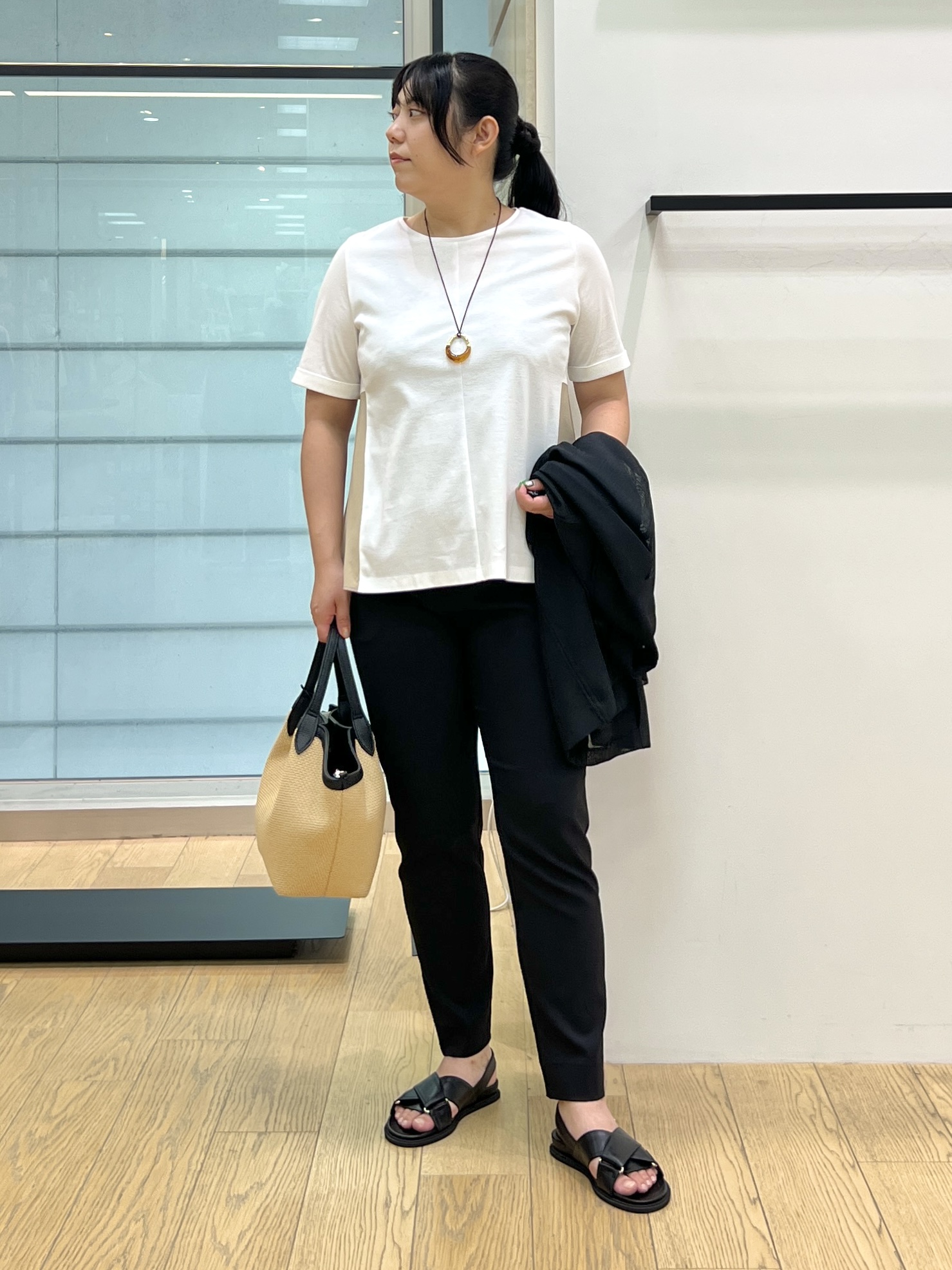 shimaさんの「INDIVI｜【洗える／メッシュ素材／SETUP可能】半袖シアージャケット」を使ったコーディネート