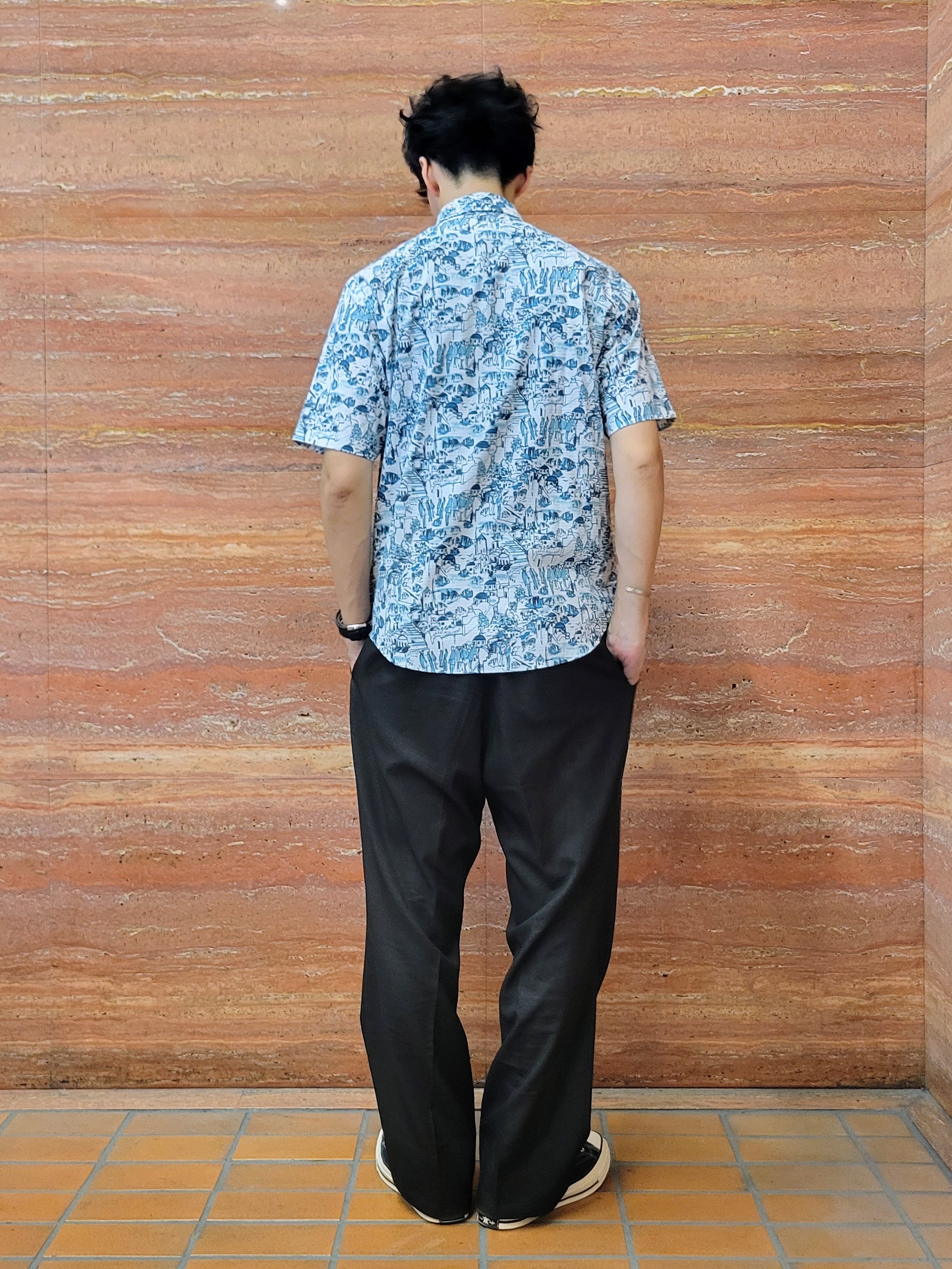 piroyaさんの「TAKEO KIKUCHI｜JFP DotAir（R）リゾートプリント半袖シャツ」を使ったコーディネート