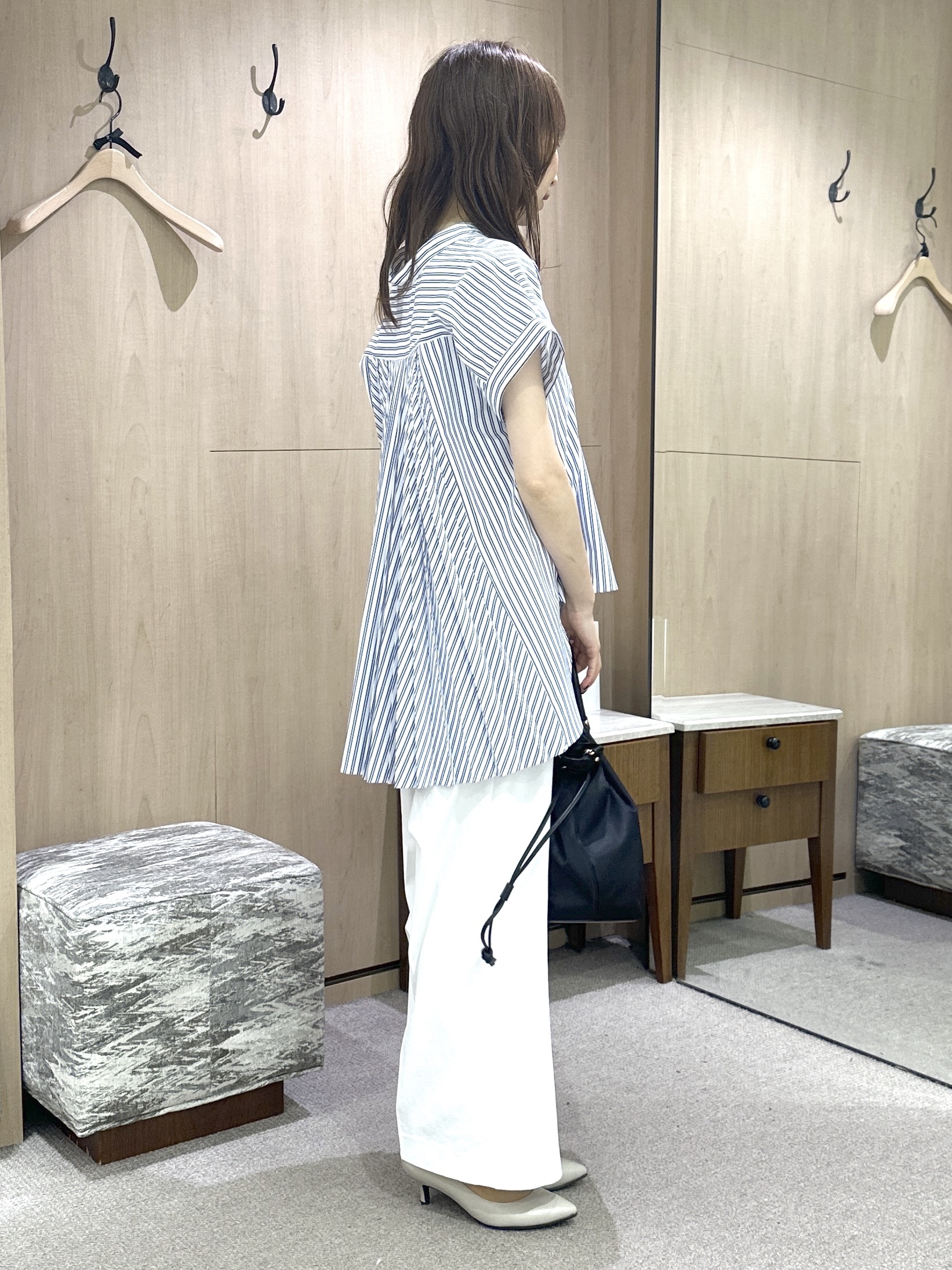 Miwaさんの「UNTITLED｜【多機能付き】バックプリーツデザインブラウス」を使ったコーディネート