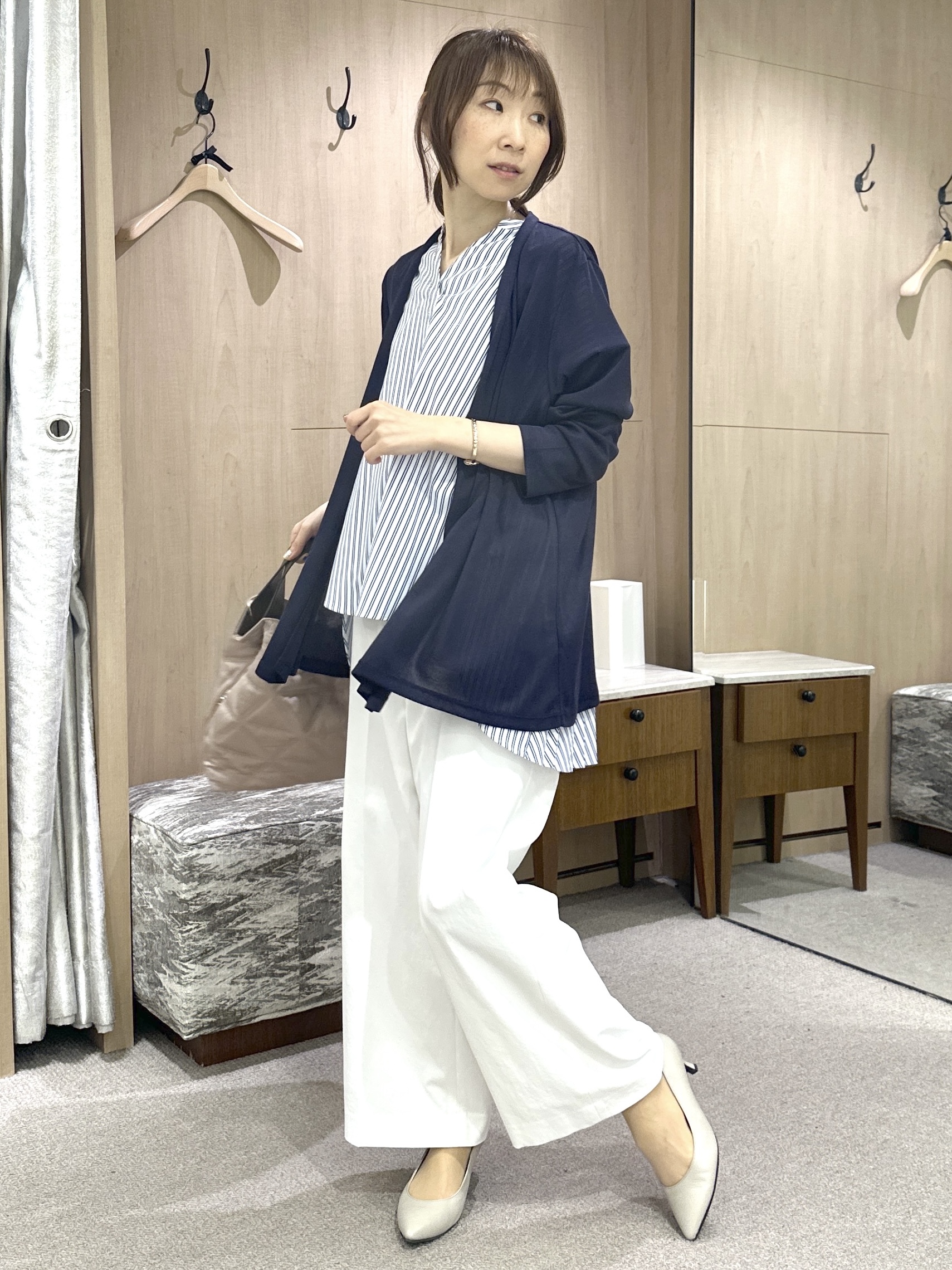 Miwaさんの「UNTITLED｜【多機能付き】バックプリーツデザインブラウス」を使ったコーディネート