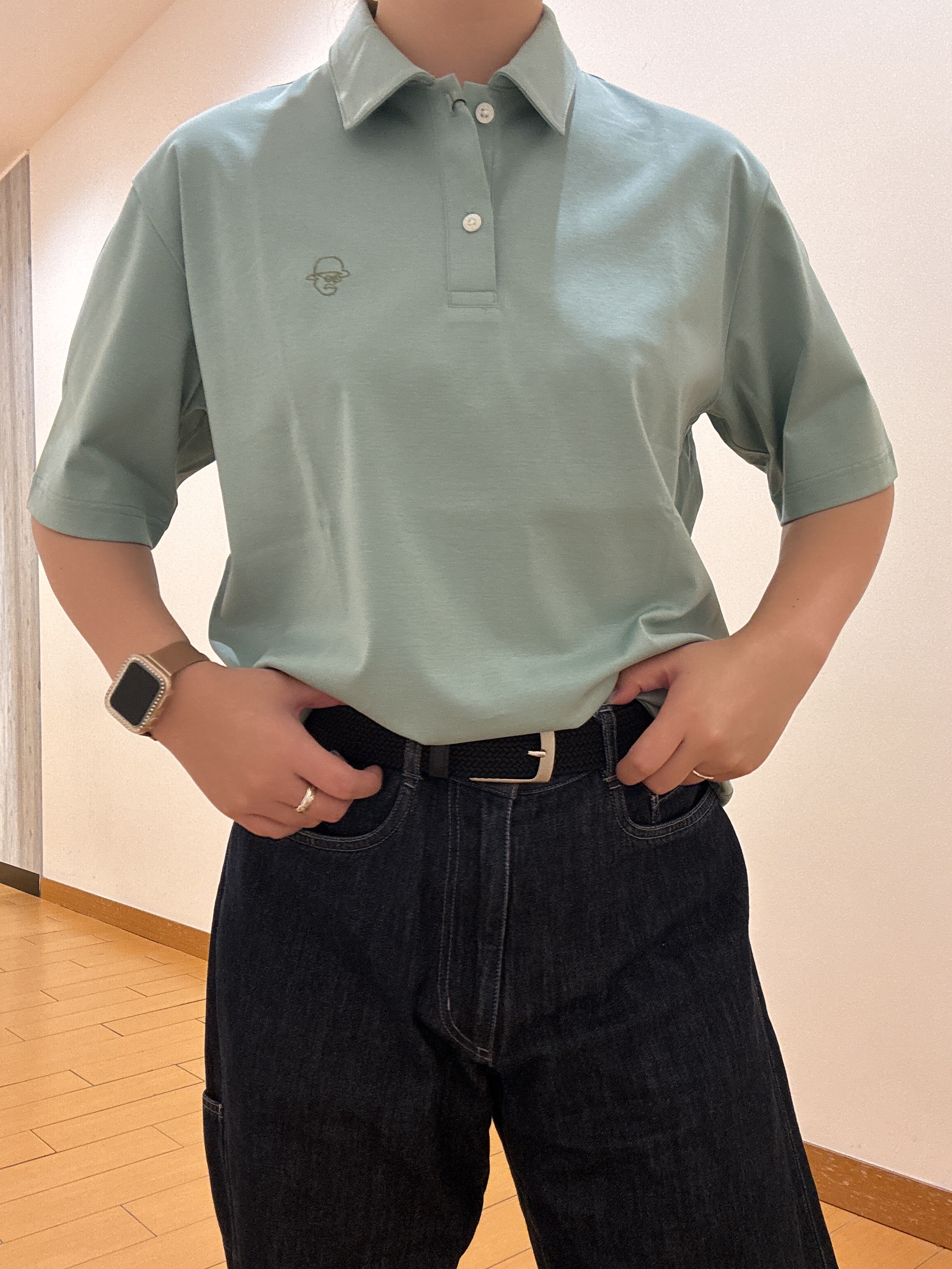 ヒナさんの「TAKEO KIKUCHI｜【接触冷感】アイスクリアコットン ワンポイント ポロシャツ」を使ったコーディネート