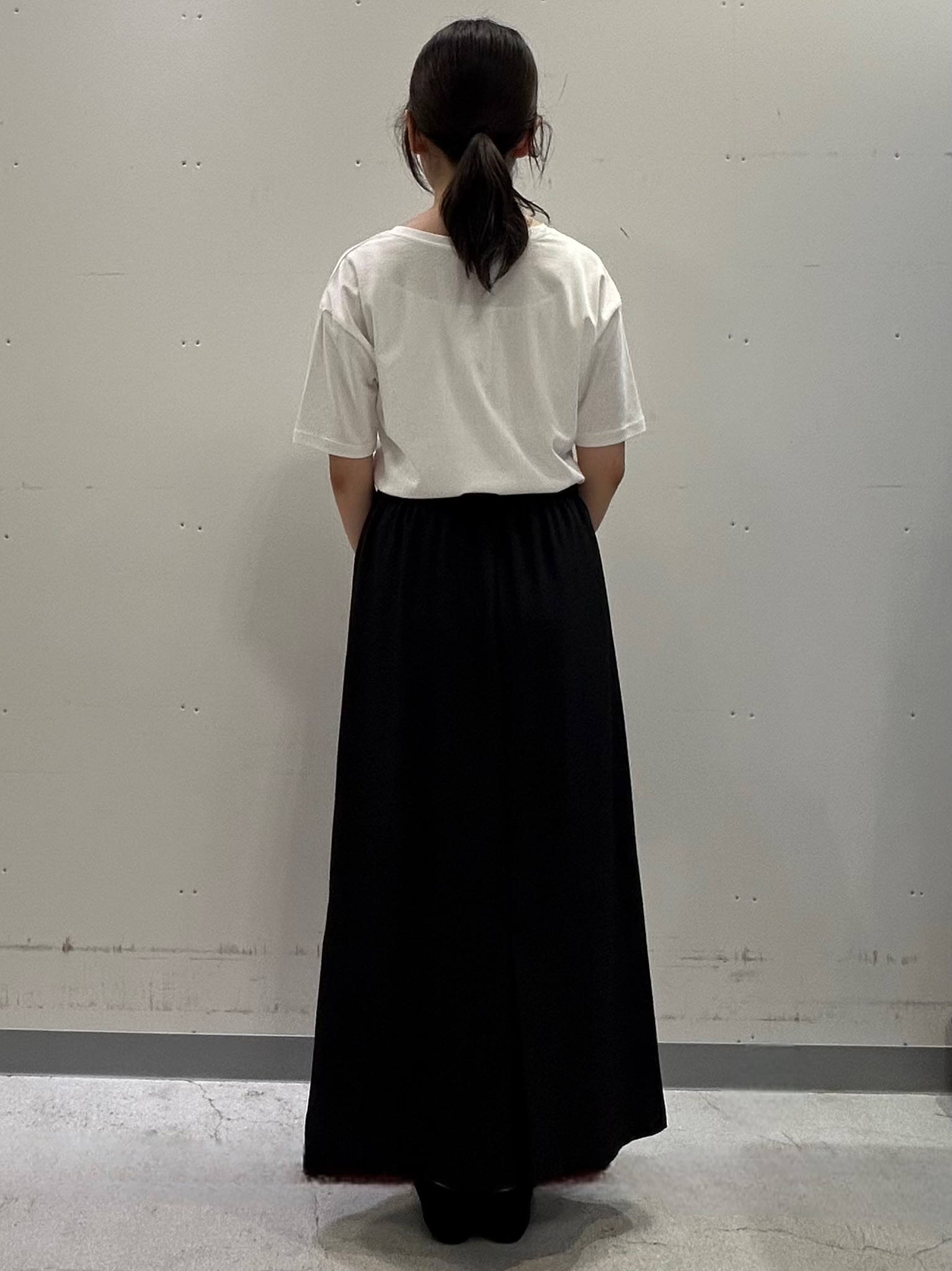 noeさんの「INDIVI｜【UVケア／選べるグラフィック】スムースジャージTシャツ」を使ったコーディネート
