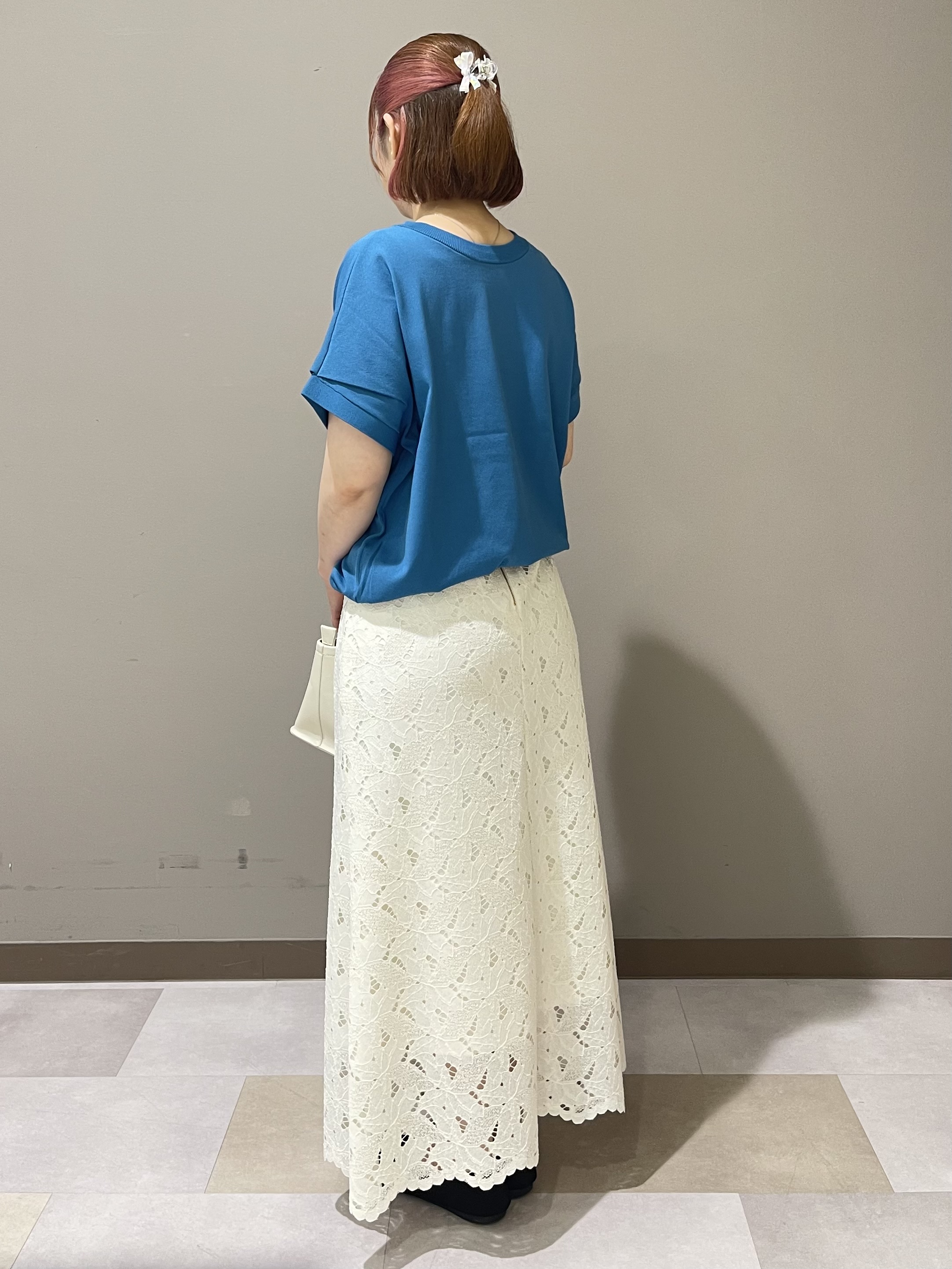 Tomoさんの「UNTITLED｜【前後2WAY】ドライタッチコットンプルオーバー」を使ったコーディネート