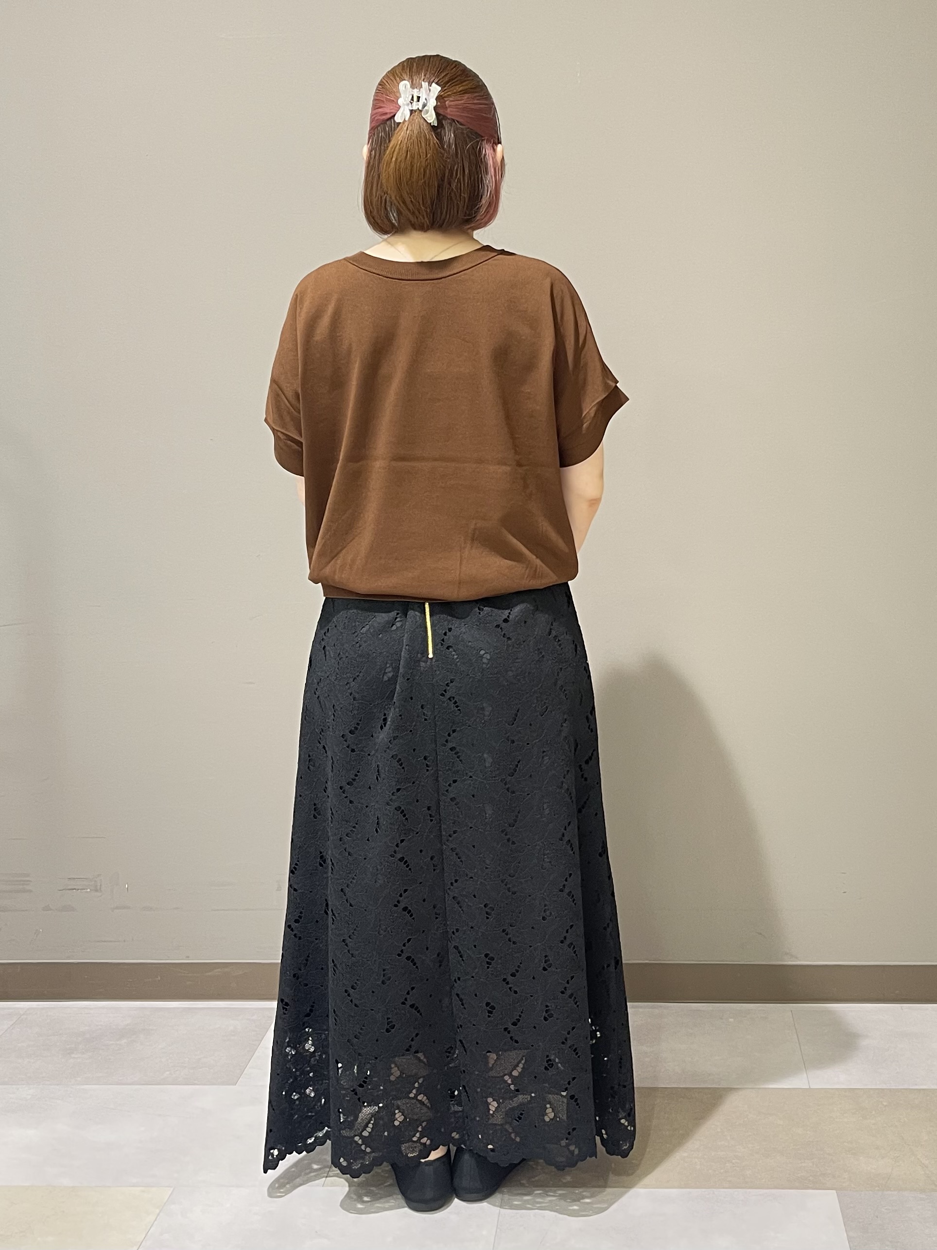 Tomoさんの「UNTITLED｜【前後2WAY】ドライタッチコットンプルオーバー」を使ったコーディネート