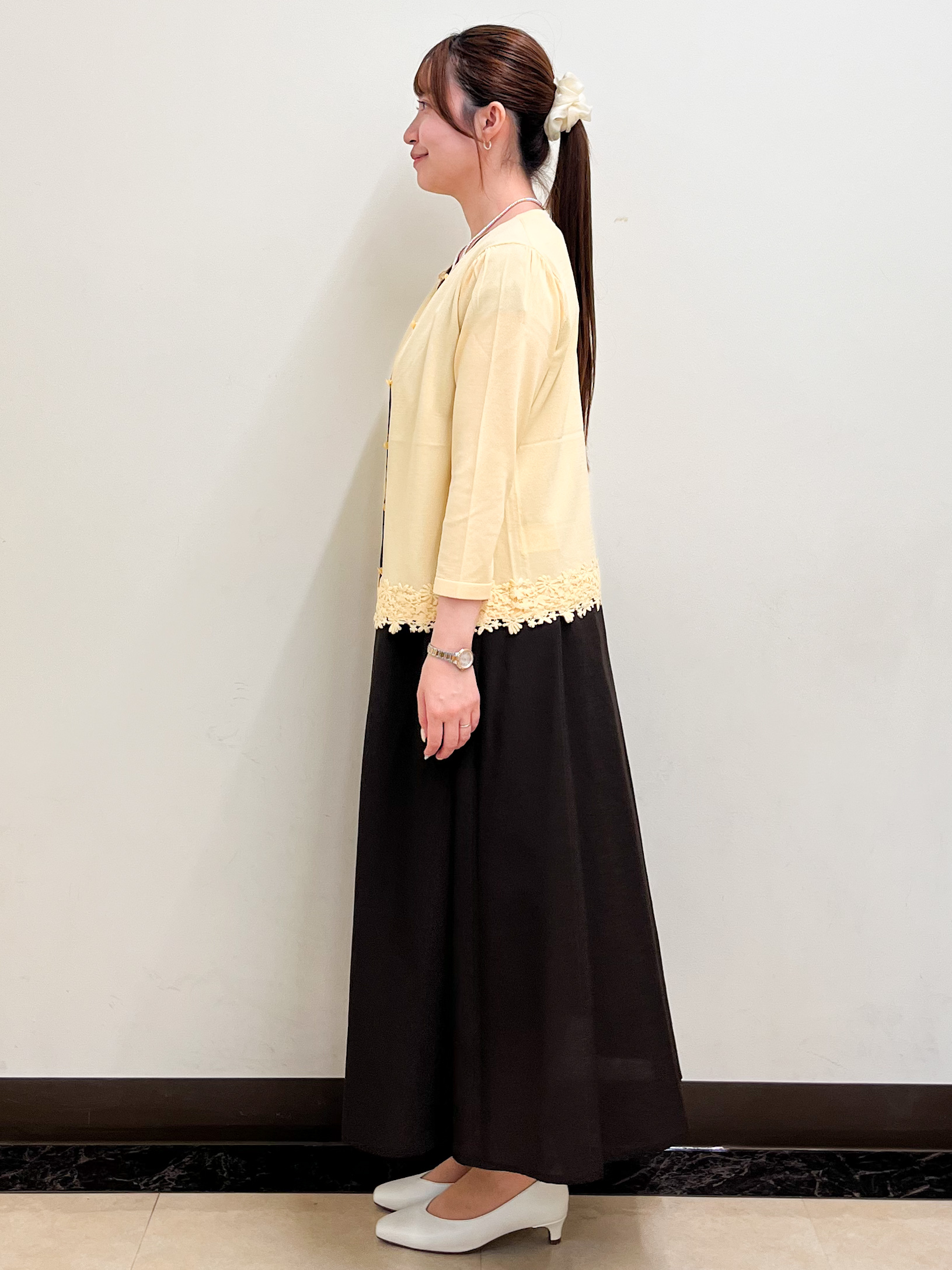 mikikoさんの「Reflect｜レースデザイン ニットカーディガン」を使ったコーディネート