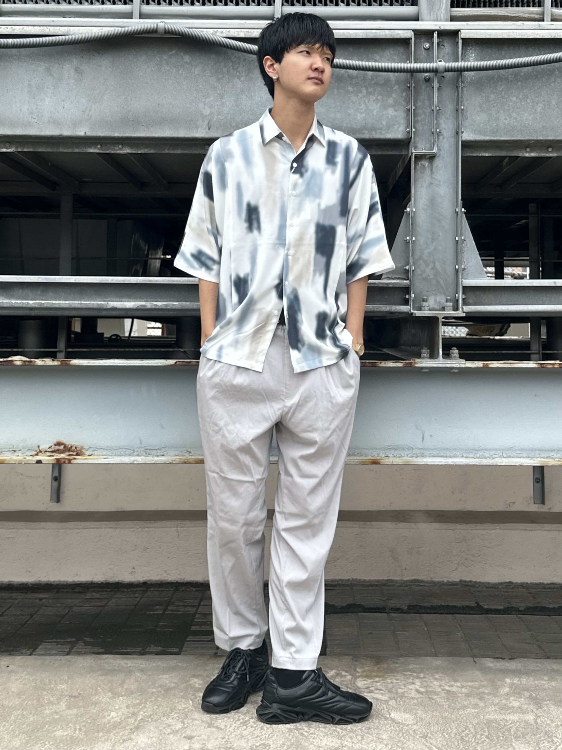 KOHEIさんの「tk.TAKEO KIKUCHI｜【接触冷感／UVCUT】COOL PLAYワイドテーパードスラックス」を使ったコーディネート