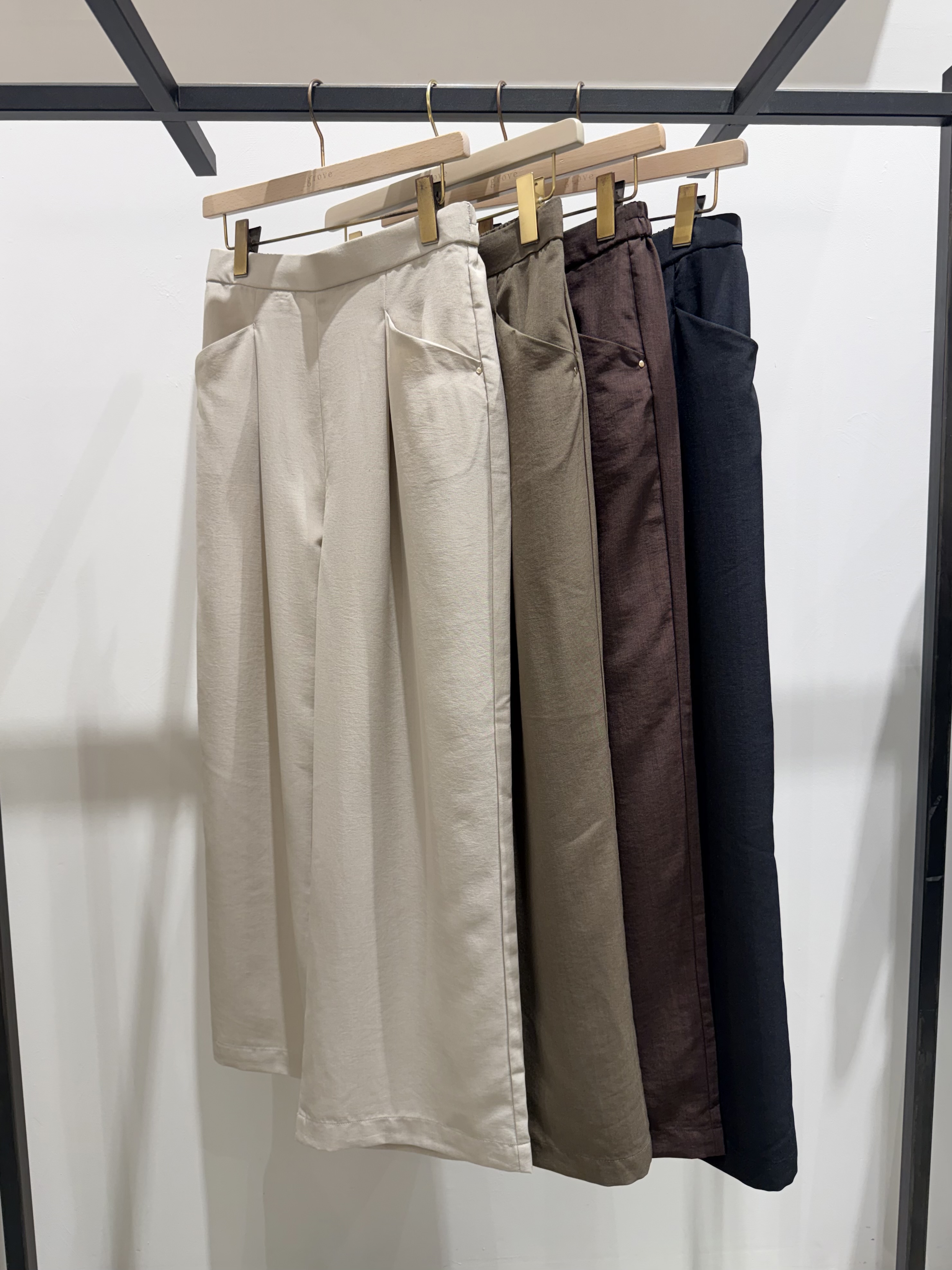 Kさんの「grove｜【シリーズ累計36万枚！名品ニット】やわらかドライタッチ ドルマンニット」を使ったコーディネート