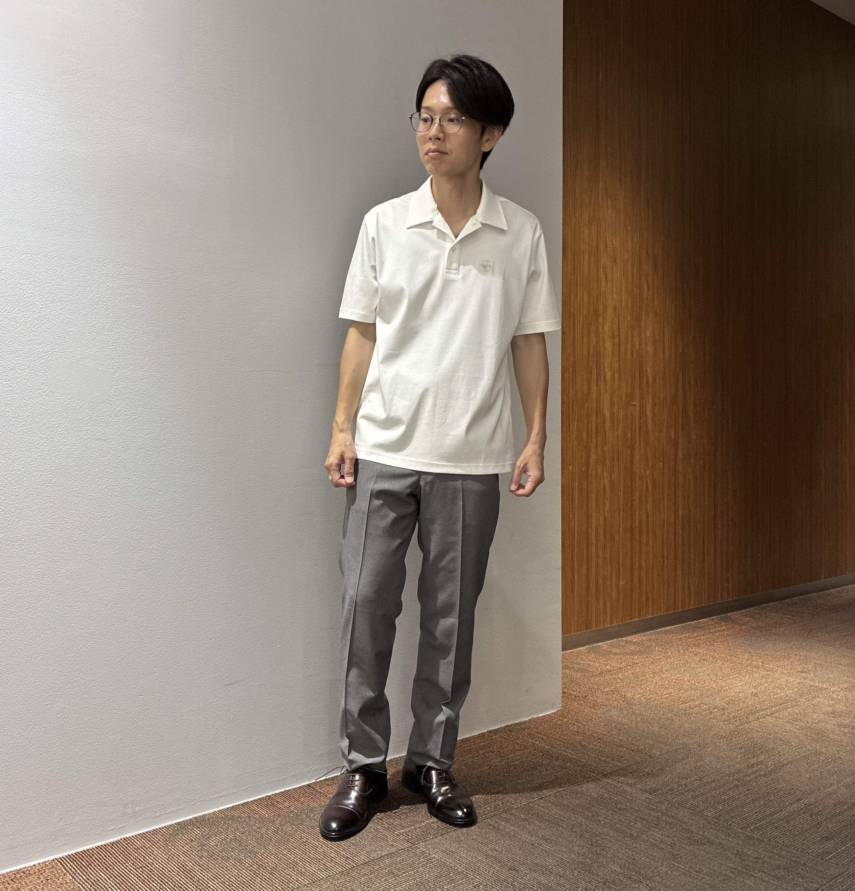 わいずみさんの「TAKEO KIKUCHI｜【抗菌防臭】COOL DOTS（R）ドビープリント ジャケット」を使ったコーディネート