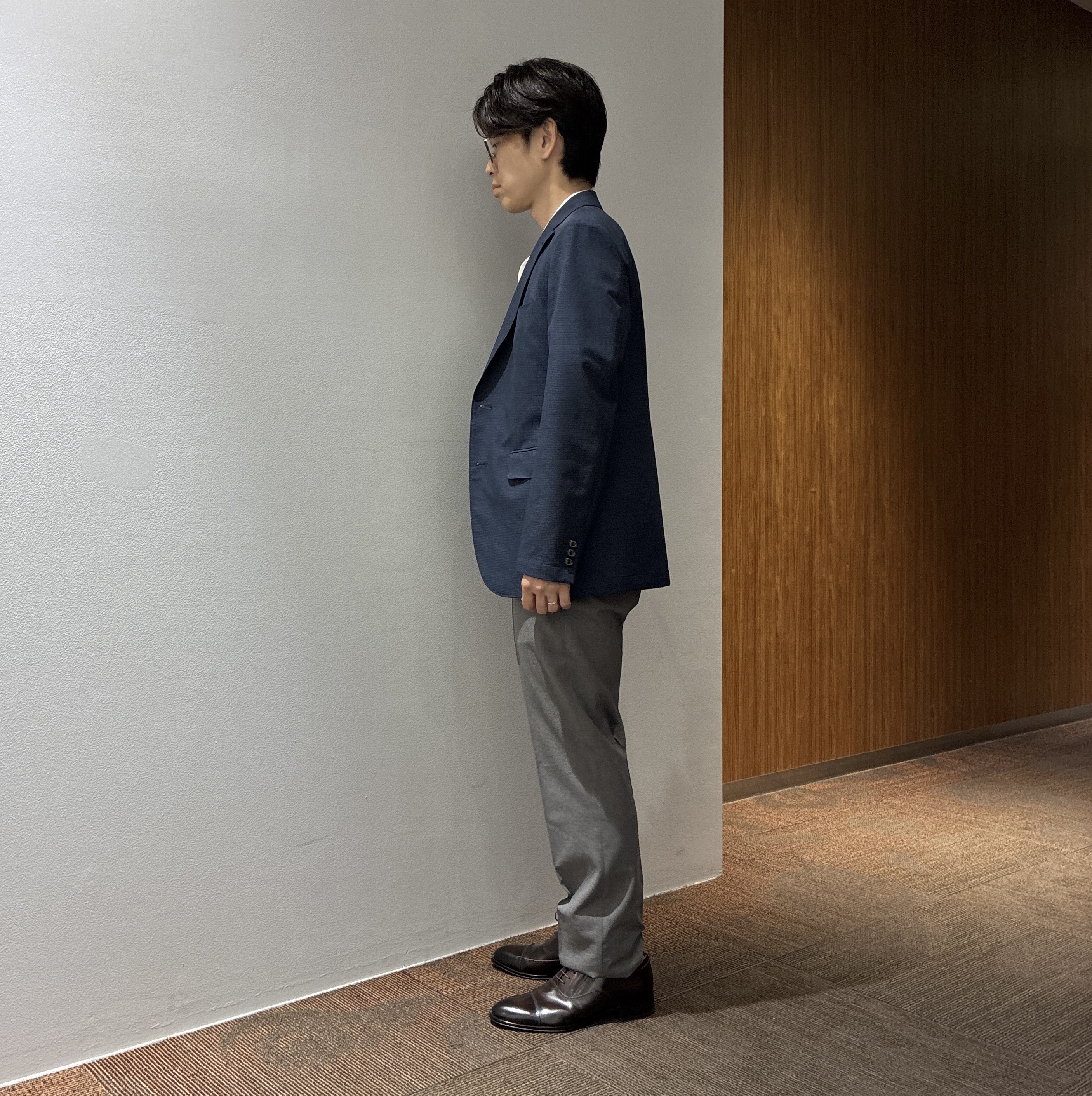 わいずみさんの「TAKEO KIKUCHI｜【抗菌防臭】COOL DOTS（R）ドビープリント ジャケット」を使ったコーディネート