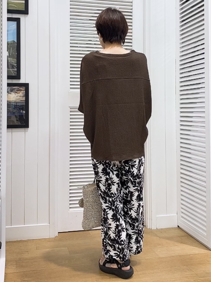 Hamaさんの「Dessin｜シュリンクジャージ カットソー」を使ったコーディネート