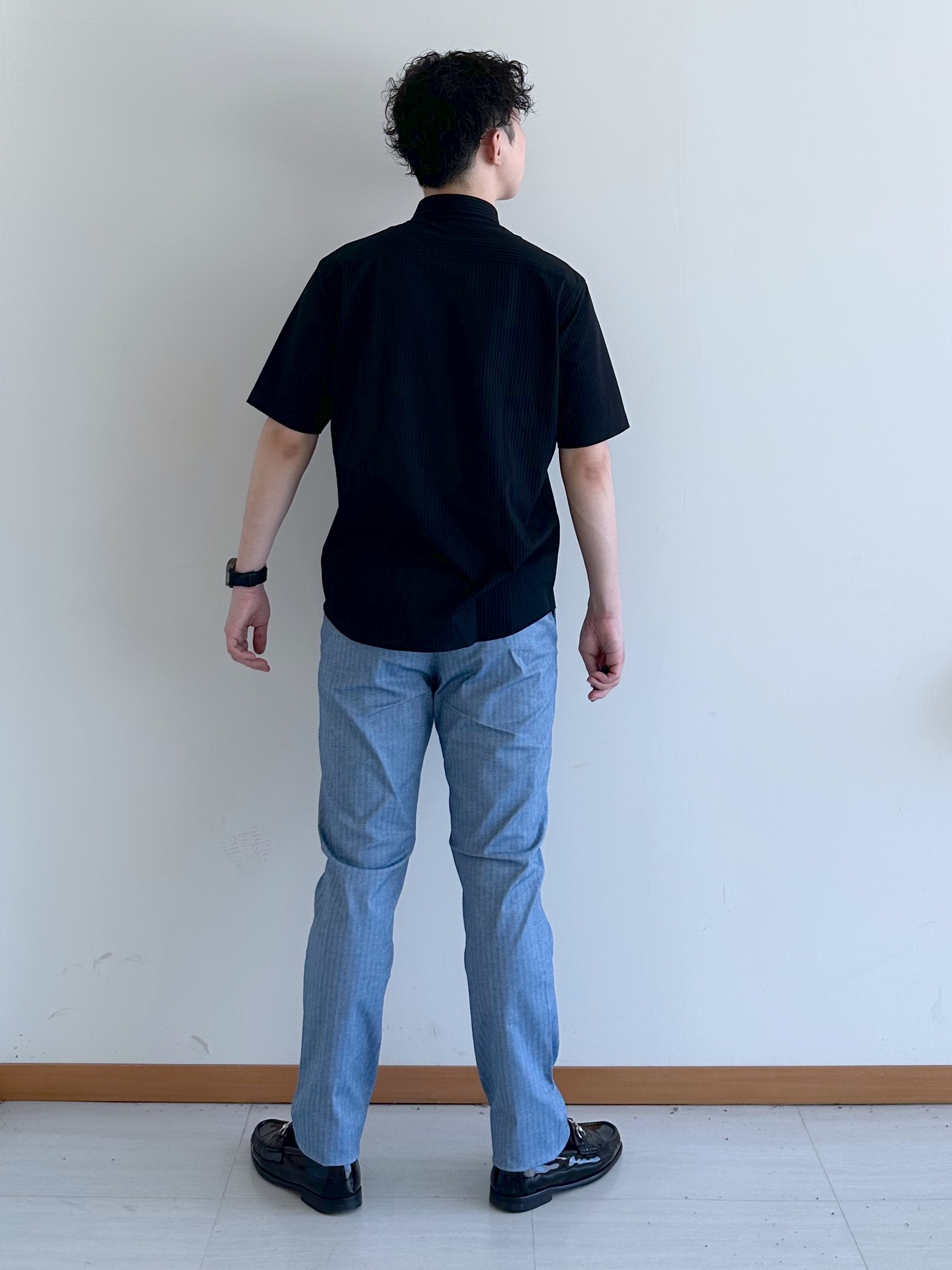 イッシーさんの「TAKEO KIKUCHI｜【接触冷感】ジャージストライプ シャツ」を使ったコーディネート