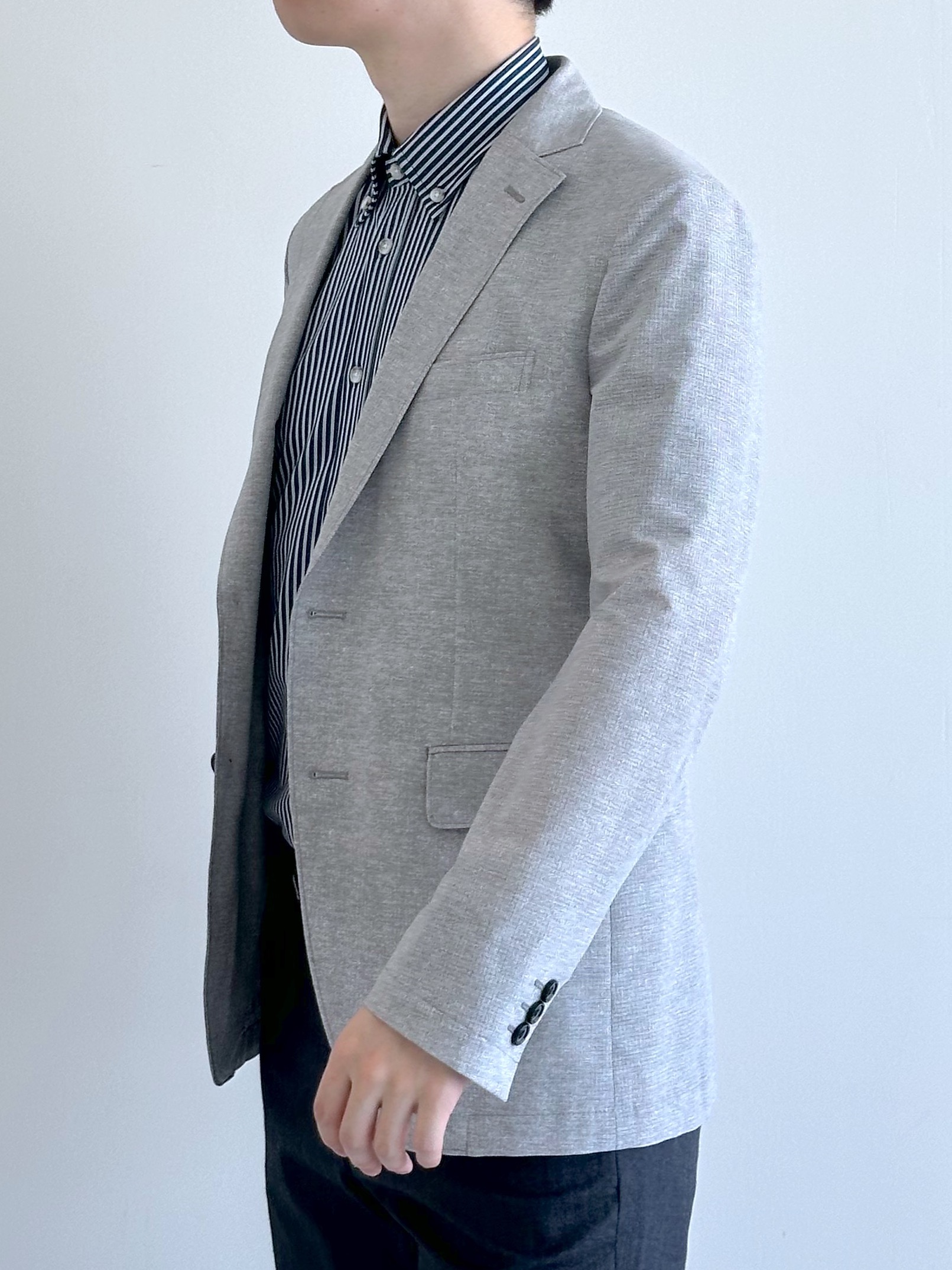 イッシーさんの「TAKEO KIKUCHI｜【抗菌防臭】COOL DOTS（R）ドビープリント ジャケット」を使ったコーディネート