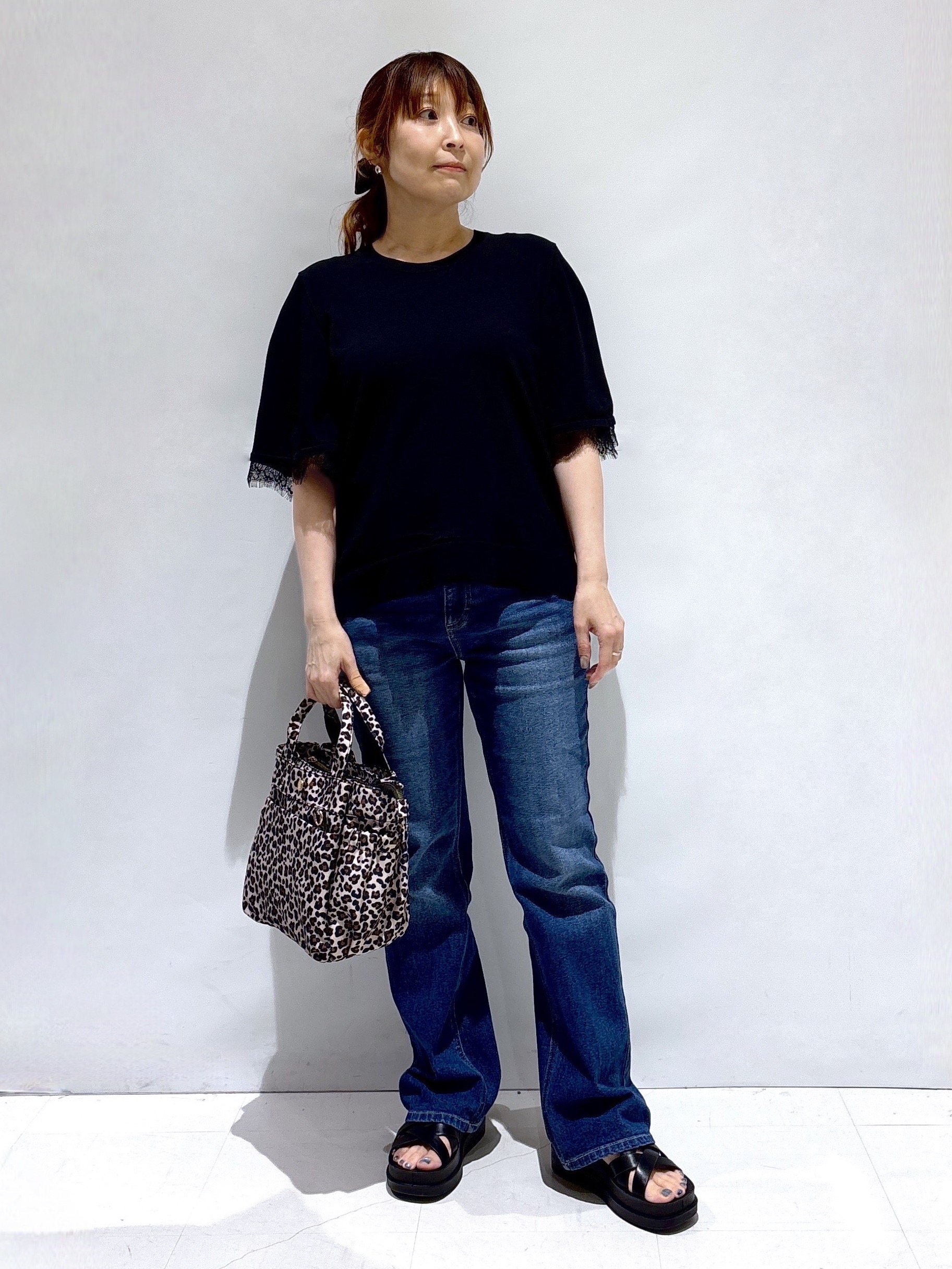 ゆきちさんの「OPAQUE.CLIP｜【遮熱性】袖口レース フレアスリーブニット《洗濯機OK／抗ピル》」を使ったコーディネート