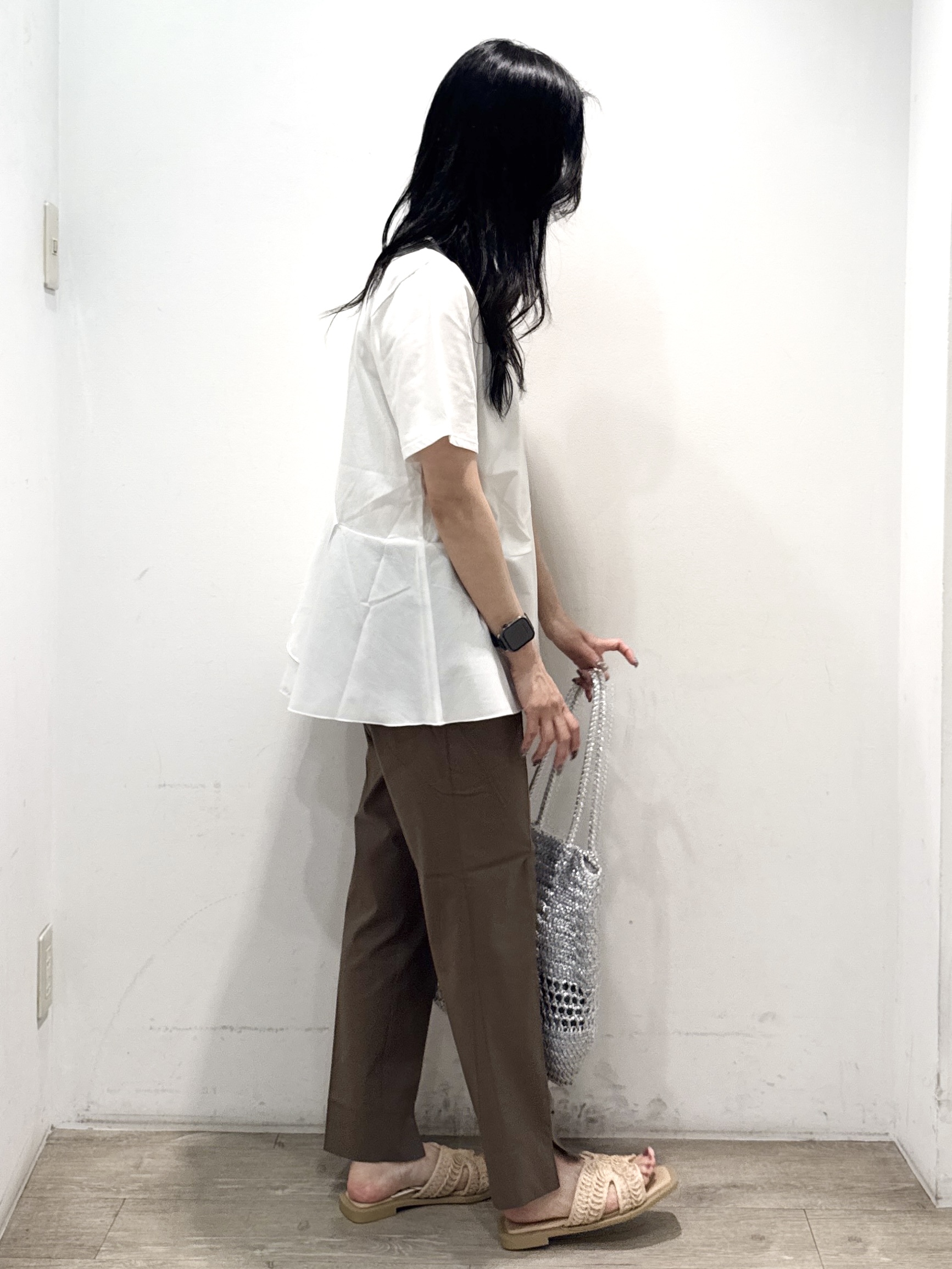 yuicciさんの「OPAQUE.CLIP｜ペプラムドッキングカットソー【洗濯機OK】」を使ったコーディネート