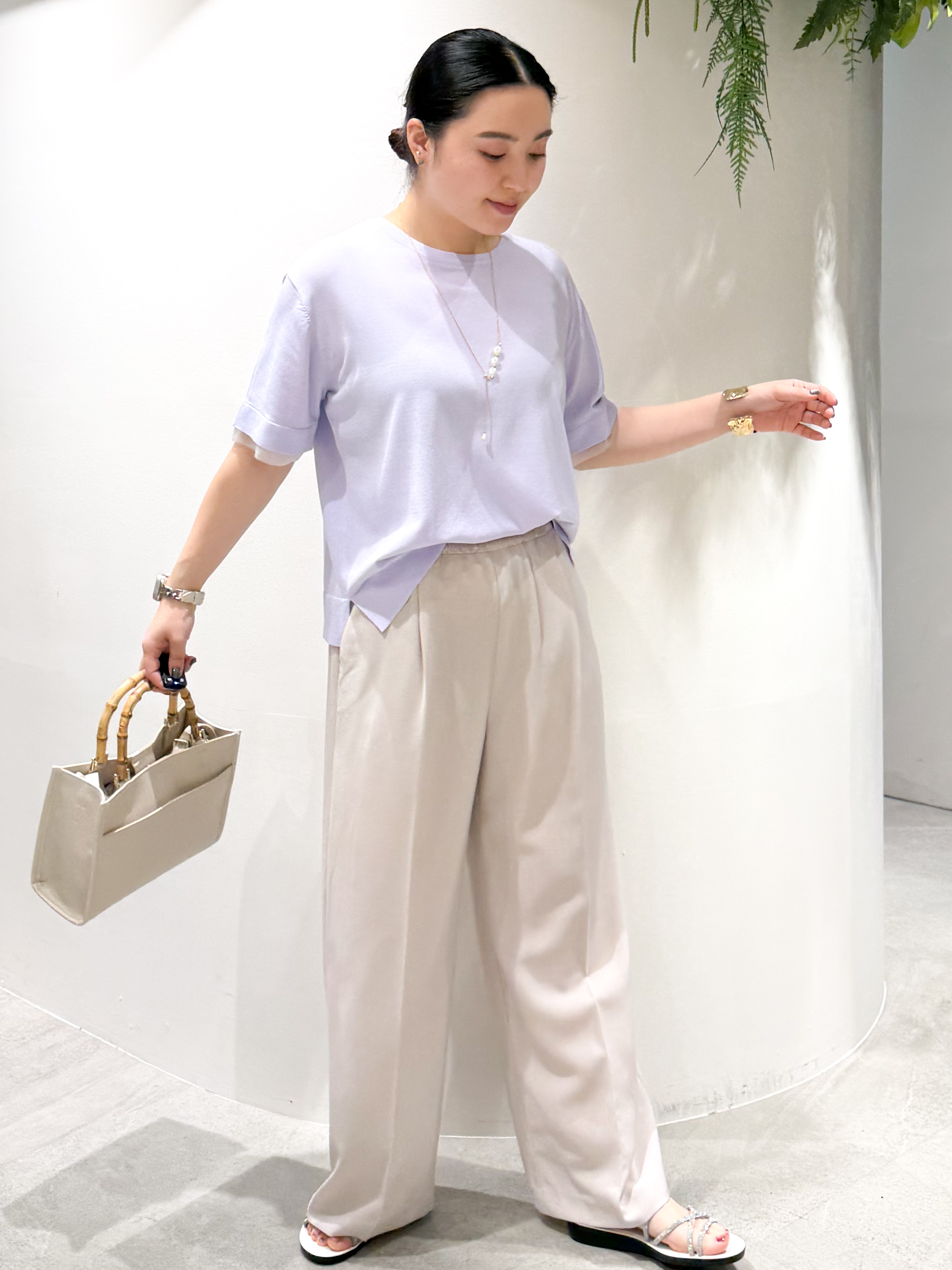 かりんさんの「OPAQUE.CLIP｜【UV／接触冷感／抗ピル】シアー＆レイヤード風さらりニット《洗濯機OK》」を使ったコーディネート
