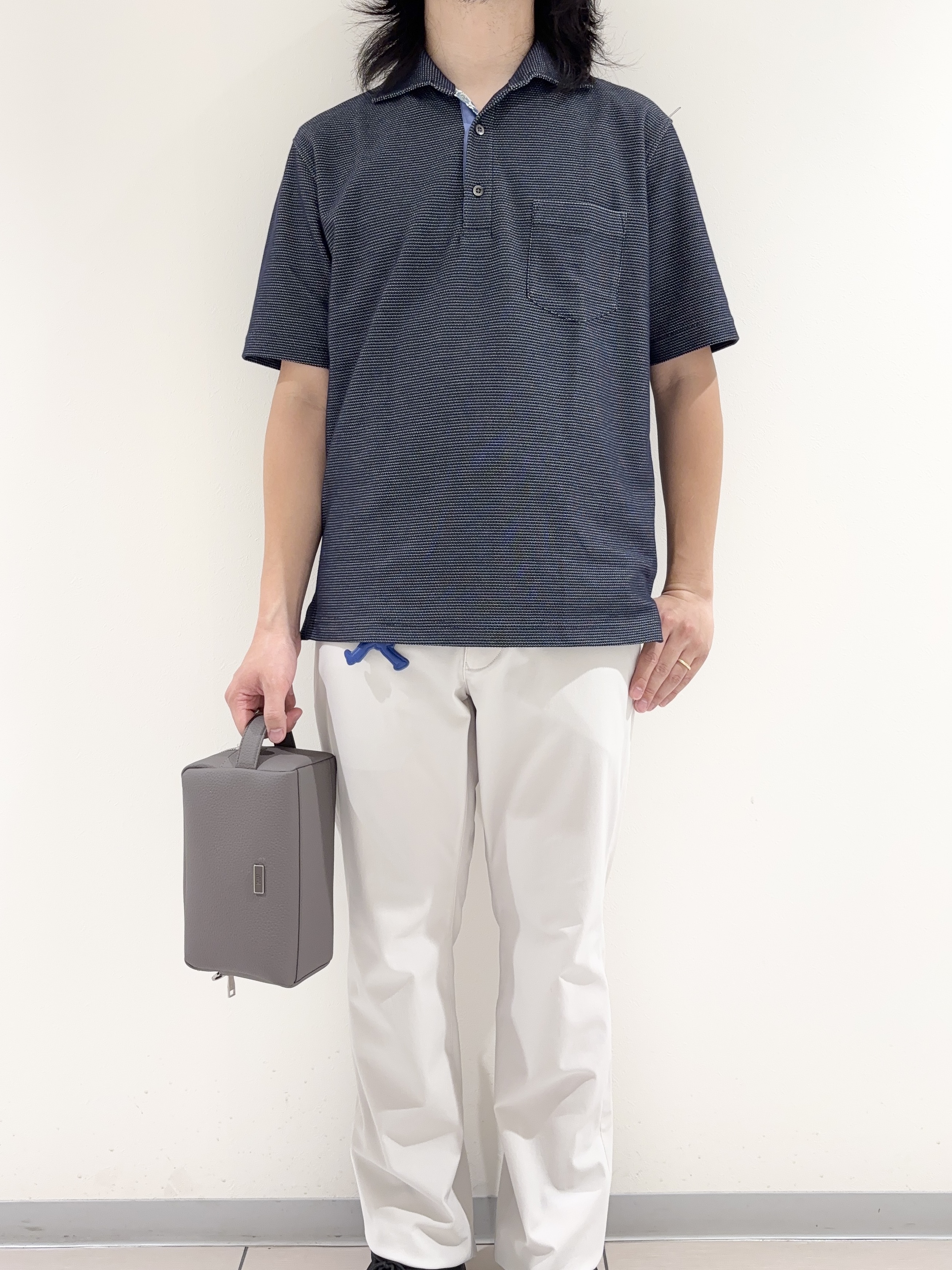 及川さんの「TAKEO KIKUCHI｜【抗菌防臭】ステイフレッシュ ポロシャツ」を使ったコーディネート