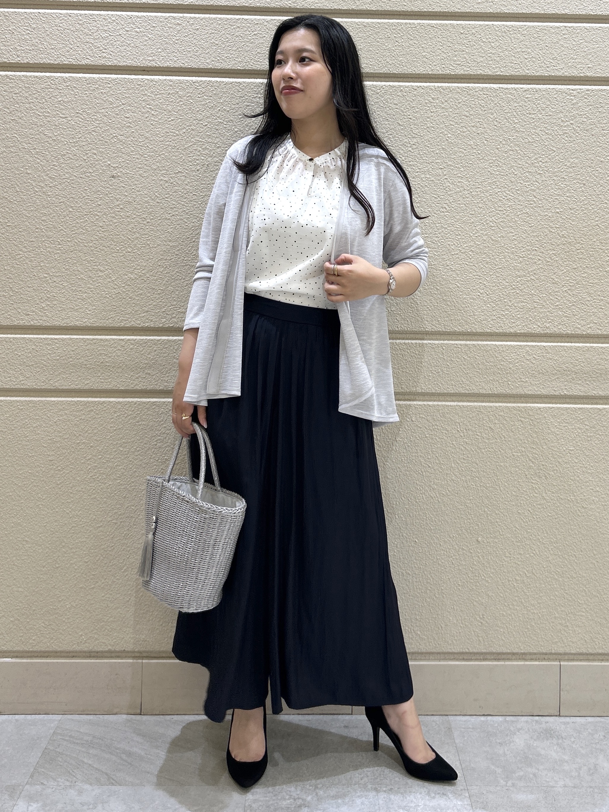 Momokaさんの「COUP DE CHANCE｜【洗える】着流しカーディガン」を使ったコーディネート