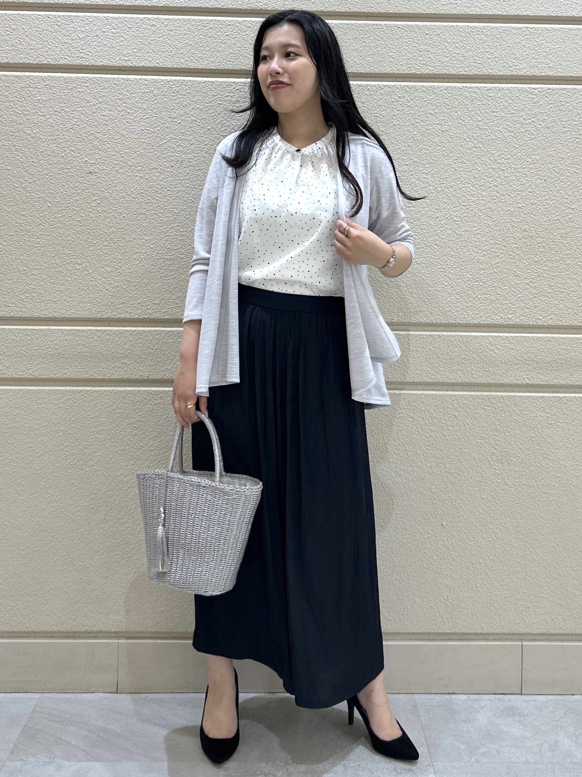Momokaさんの「COUP DE CHANCE｜【洗える】着流しカーディガン」を使ったコーディネート