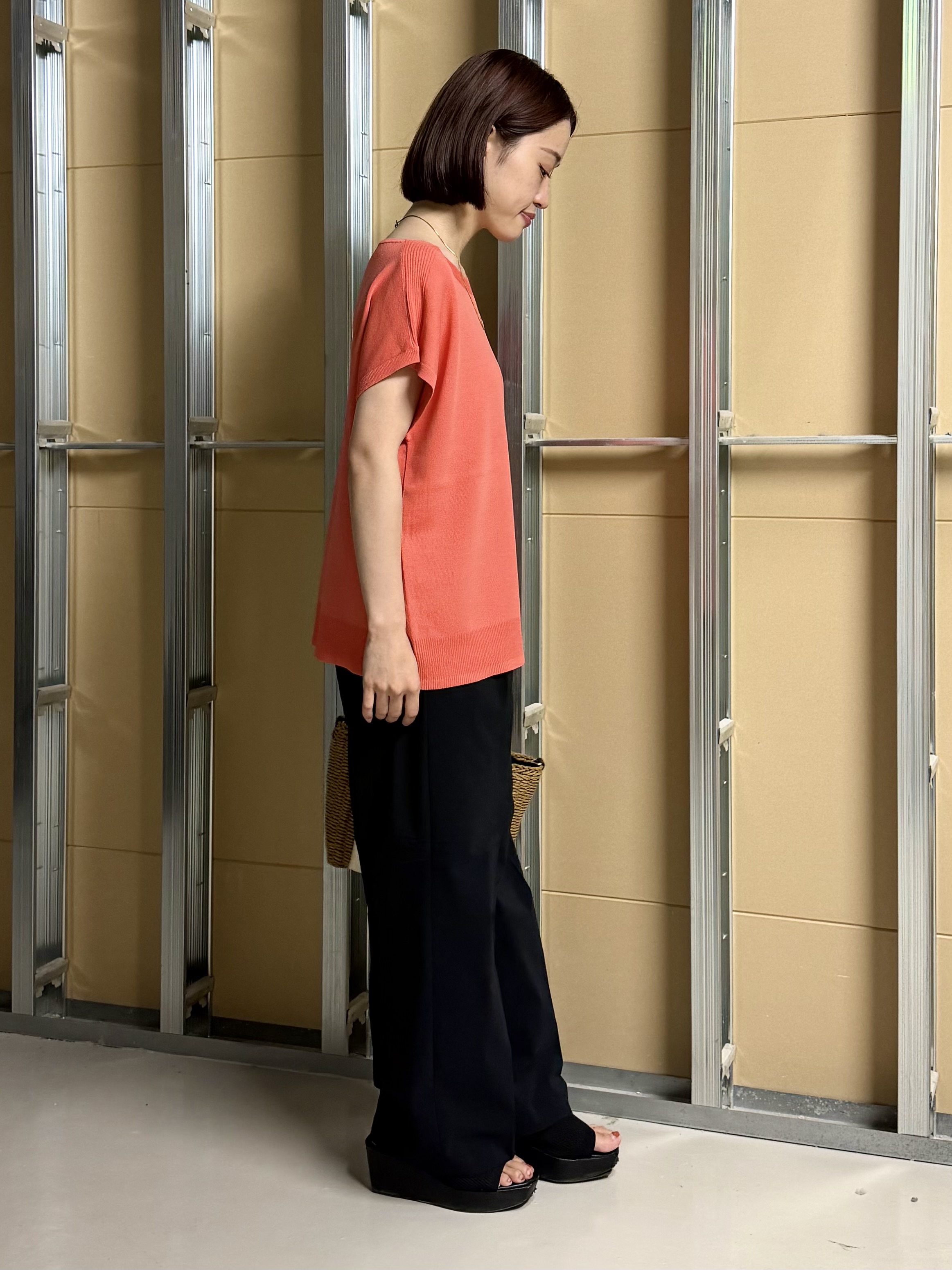 sahoさんの「THE SHOP TK｜【S-XL/ひんやりタッチ】多機能フレンチスリーブニット 洗濯機OK/UVケア/毛玉になりにくい」を使ったコーディネート