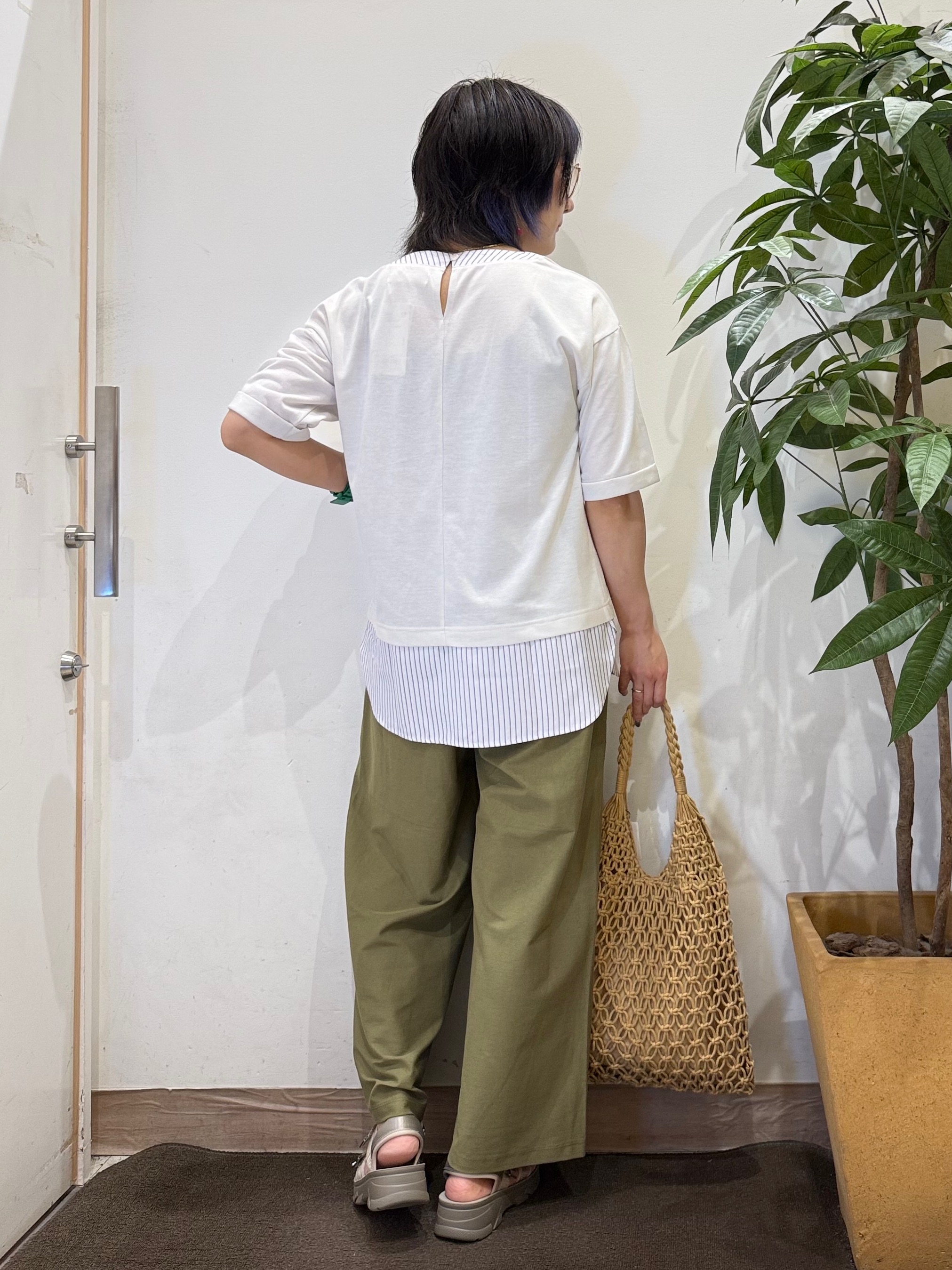 misakiさんの「SHOO･LA･RUE｜シャツドッキングカットソー」を使ったコーディネート