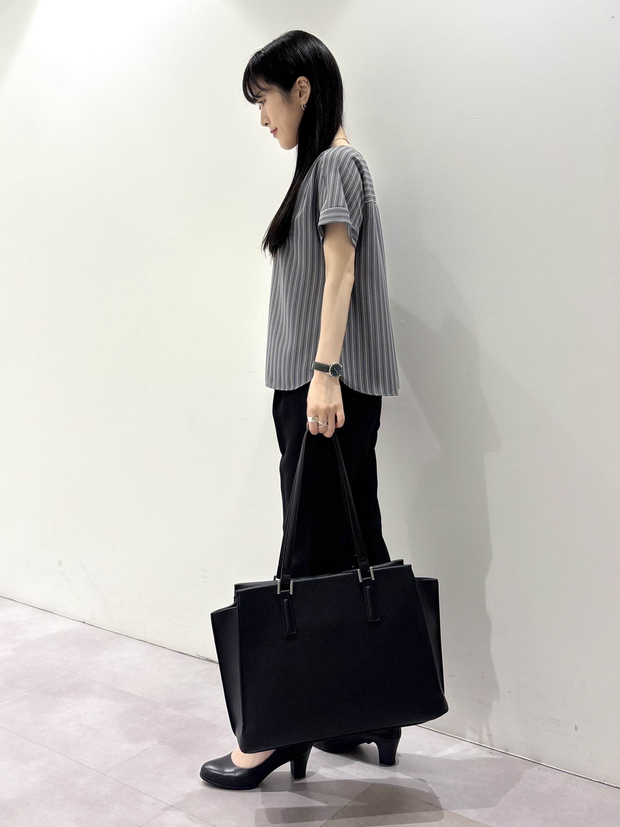 KEIKOさんの「INDIVI｜【定番スーツ／UVケア／洗える】ウール調テーラードジャケット」を使ったコーディネート