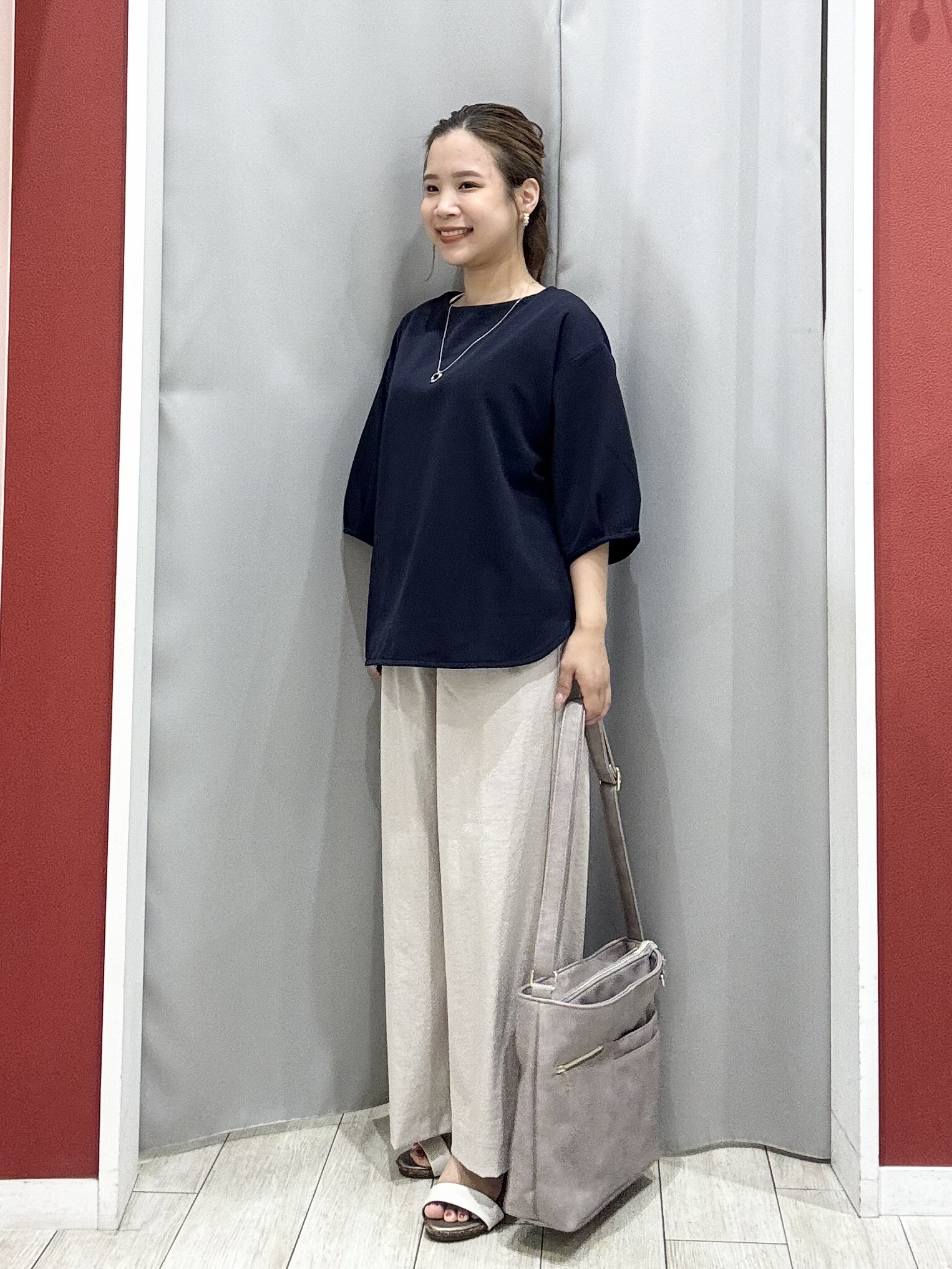 shioさんの「SHOO･LA･RUE｜【2点セット／洗濯機可／S-LL】インせず着られる ネックレス付き5分袖Ｔシャツ」を使ったコーディネート