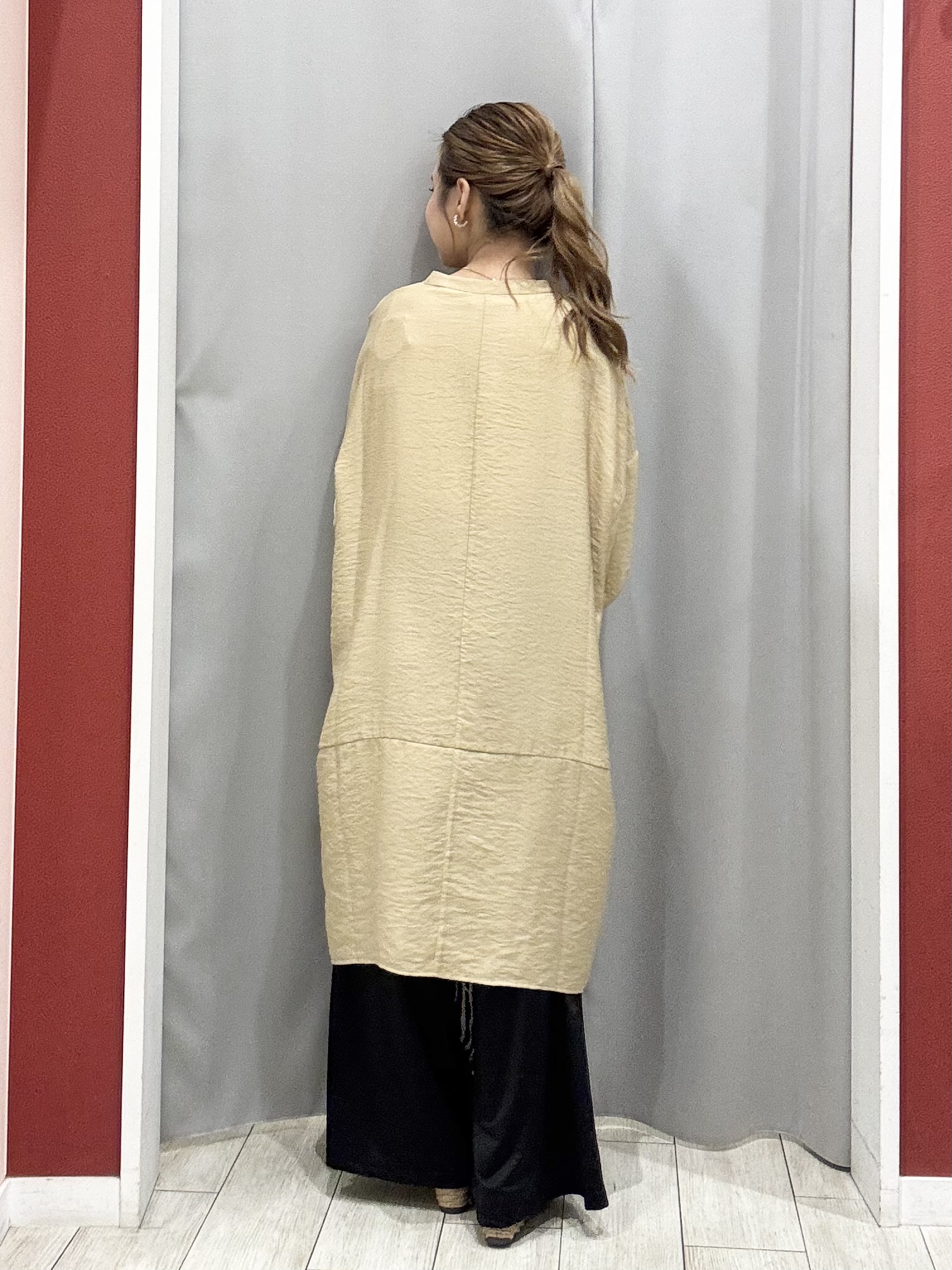 shioさんの「SHOO･LA･RUE｜【ひんやり/S-LL/洗濯機可】体型カバーにも ゆるっとリラックスチュニック」を使ったコーディネート