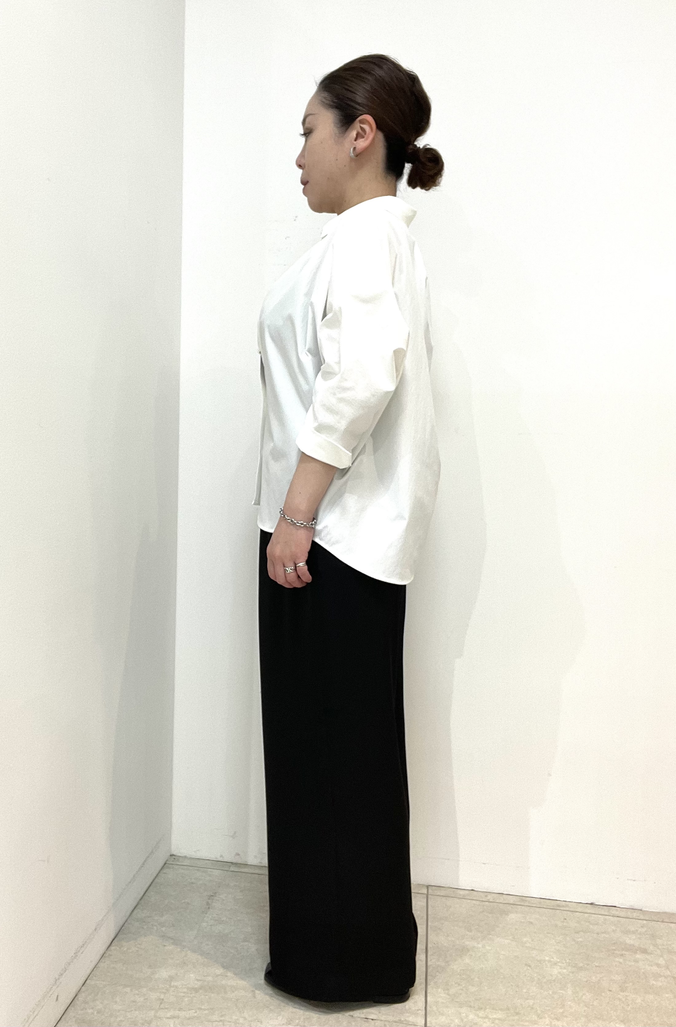 Wachiさんの「UNTITLED｜【接触冷感/吸水速乾/UVカット】ドルマンスリーブシャツ」を使ったコーディネート