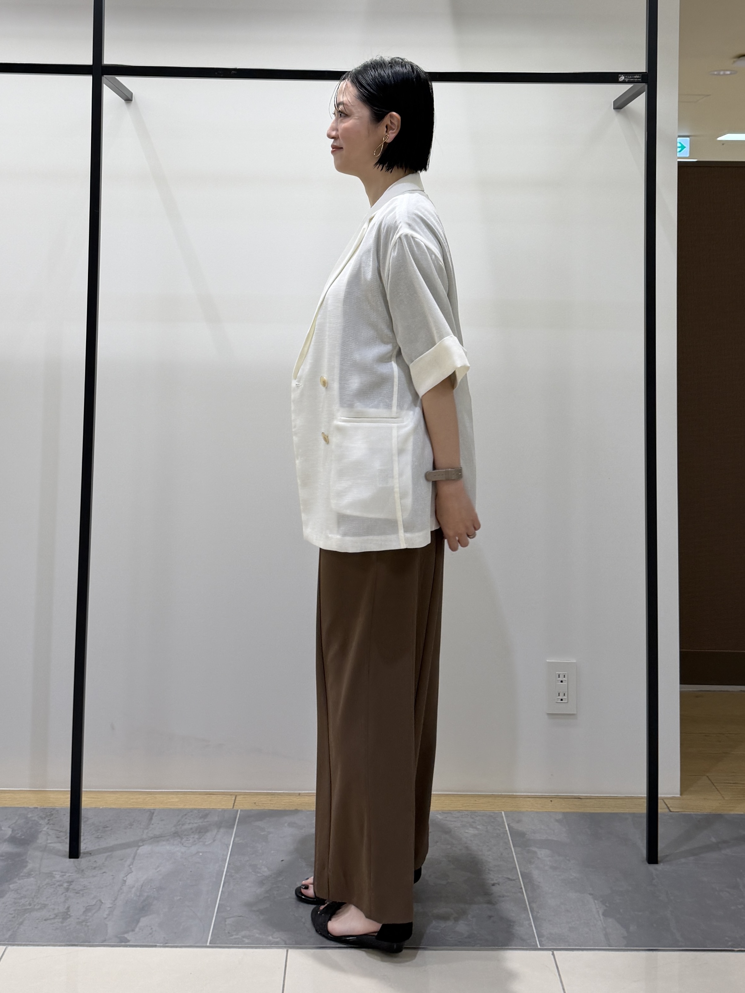 shihoさんの「INDIVI｜【着る日傘】ドルマントップス」を使ったコーディネート