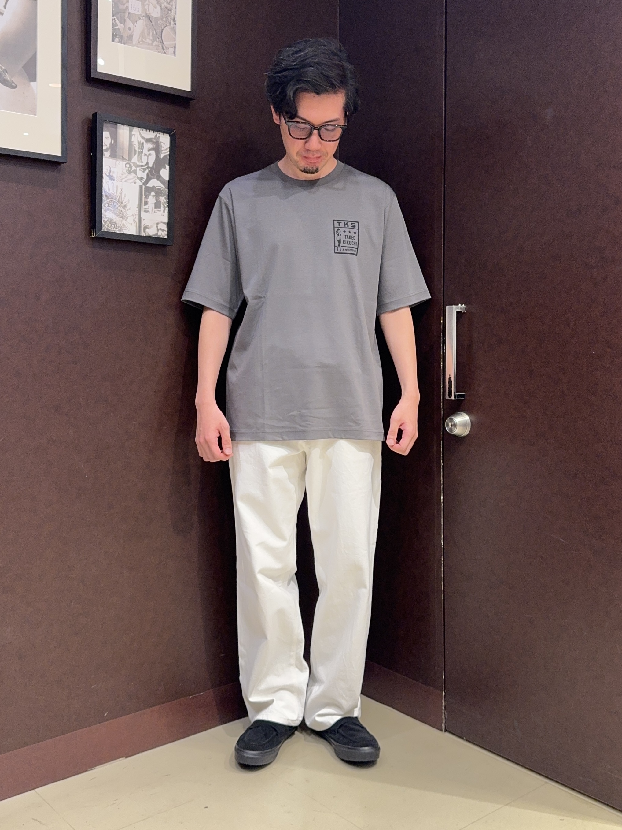 shuheiさんの「TAKEO KIKUCHI｜【BOWLER HAT LABEL】アイスクリアコットン ピンナップガール 半袖Tシャツ」を使ったコーディネート