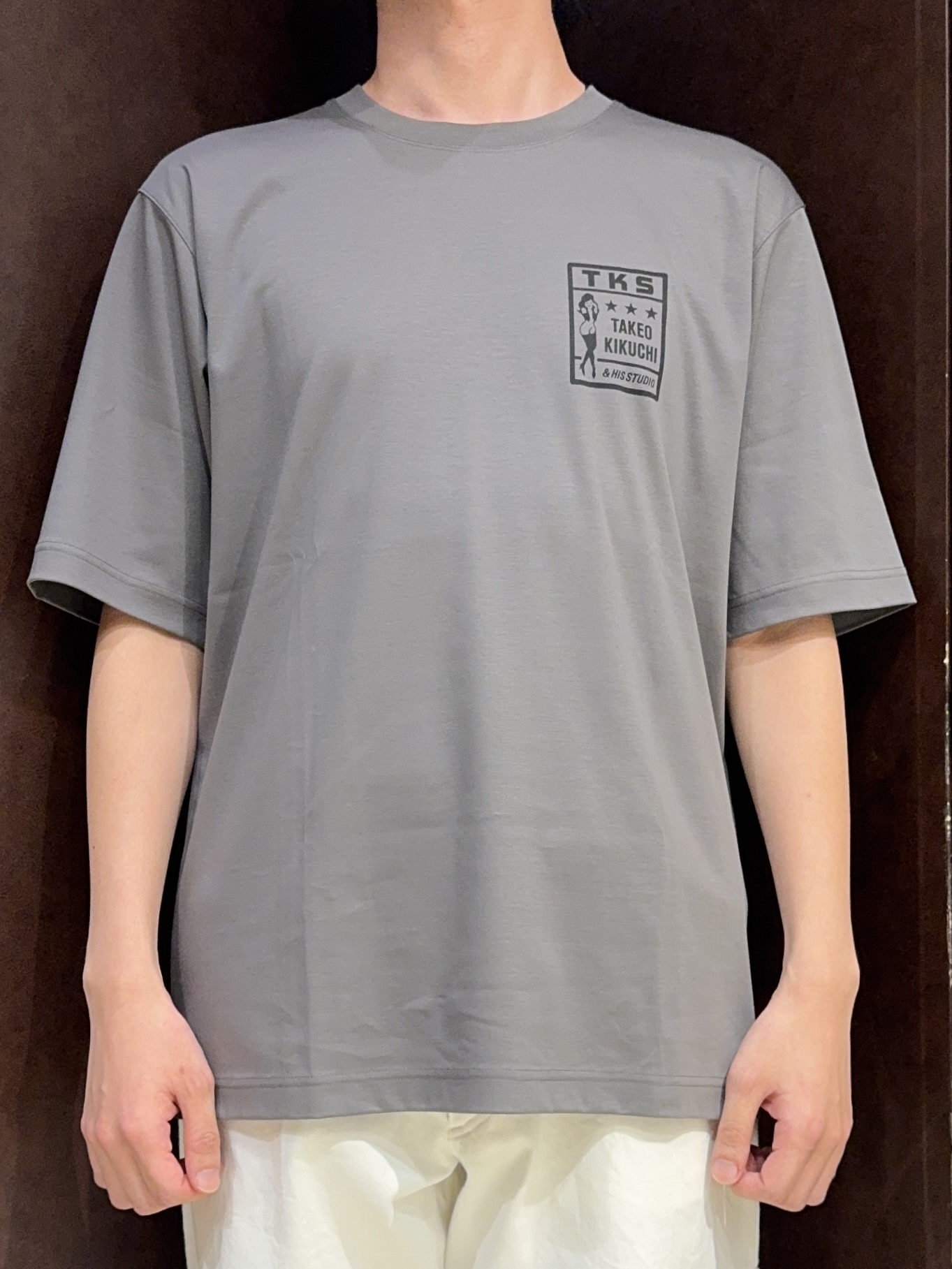 shuheiさんの「TAKEO KIKUCHI｜【BOWLER HAT LABEL】アイスクリアコットン ピンナップガール 半袖Tシャツ」を使ったコーディネート