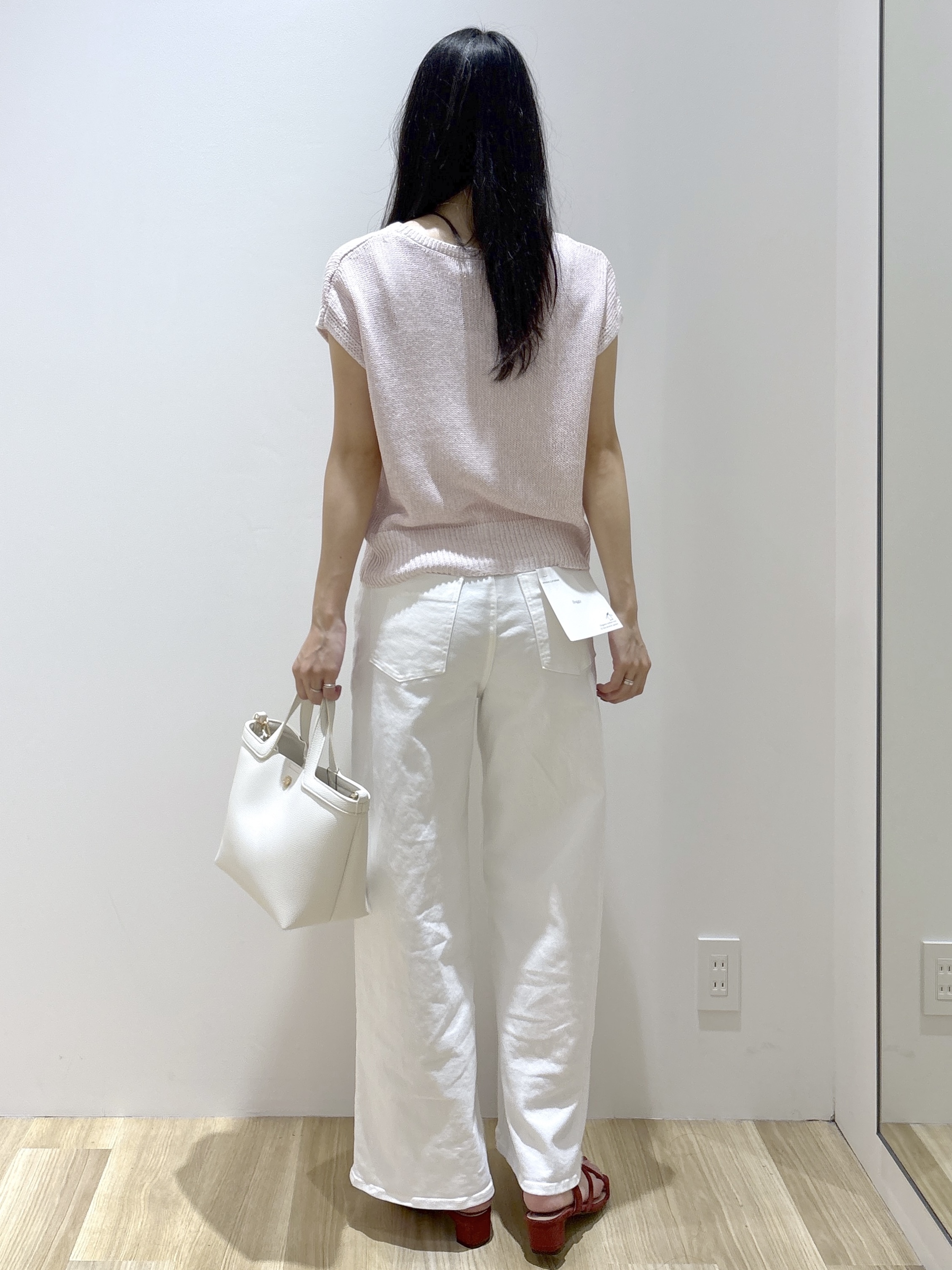 sachikoさんの「OPAQUE.CLIP｜ラメメッシュ フレンチスリーブニット【洗濯機OK】」を使ったコーディネート