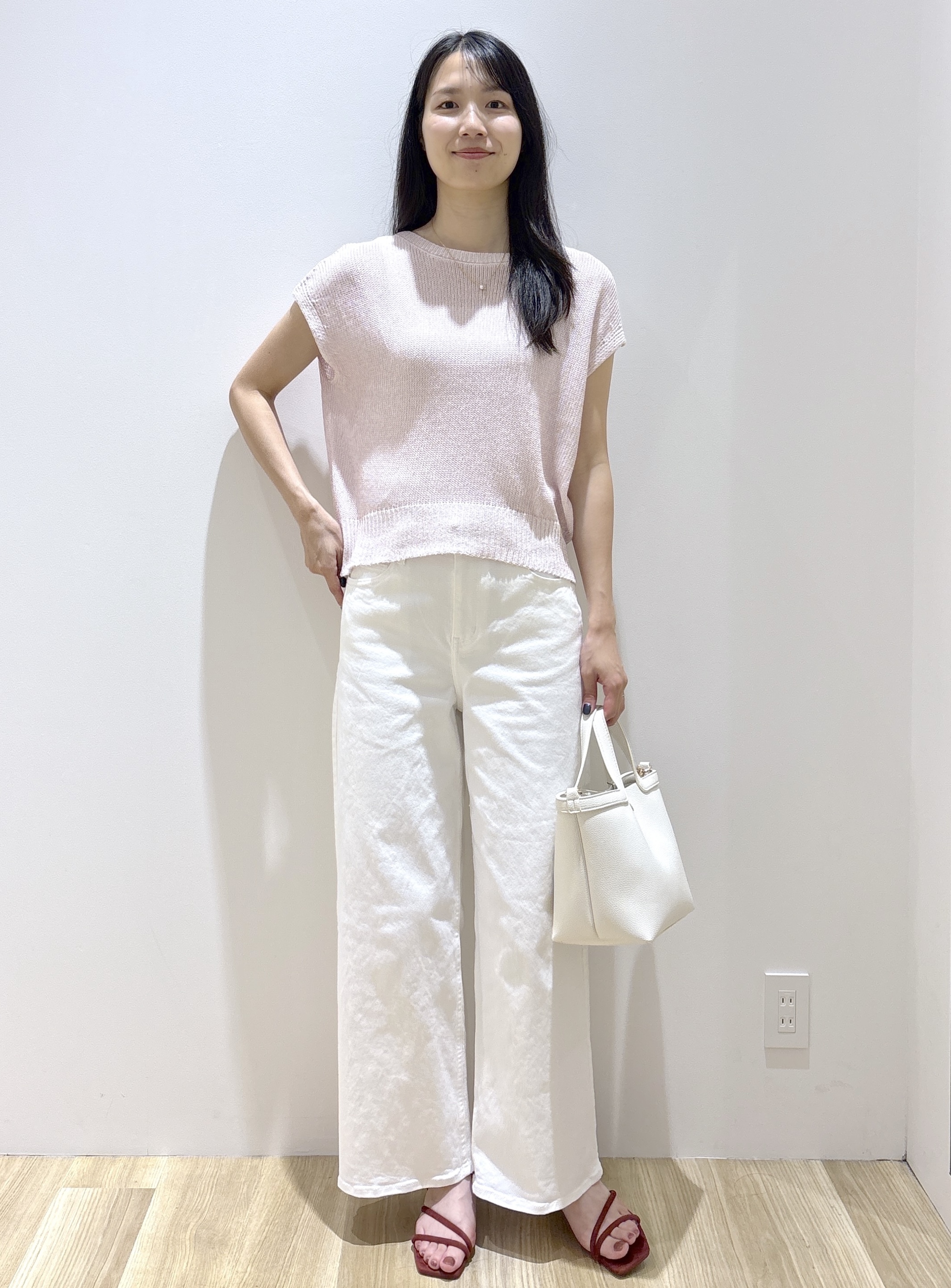 sachikoさんの「OPAQUE.CLIP｜ラメメッシュ フレンチスリーブニット【洗濯機OK】」を使ったコーディネート