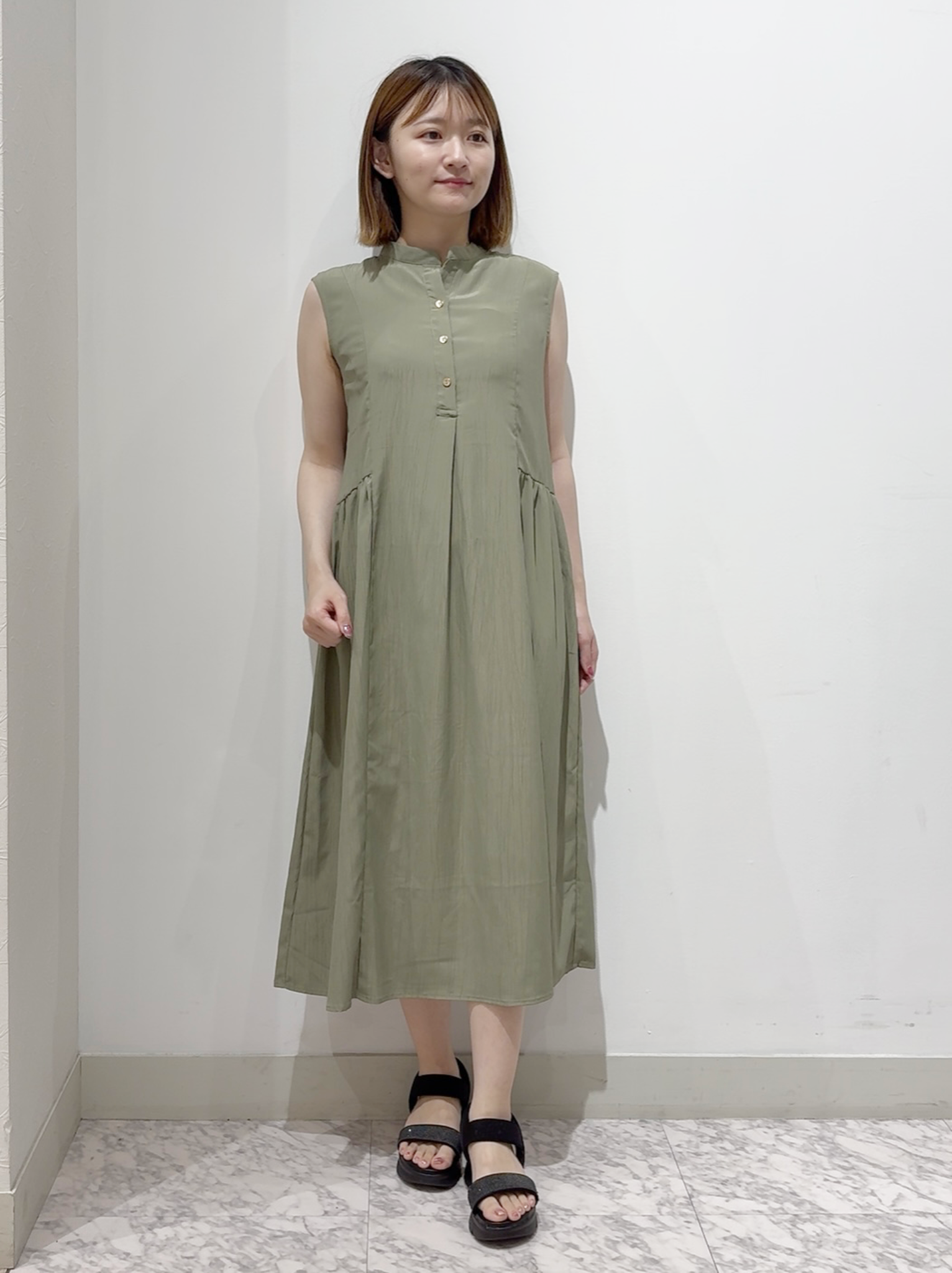 しかっちさんの「grove｜高評価！【接触冷感／UVカットetc】ベーシックショートカーディガン」を使ったコーディネート