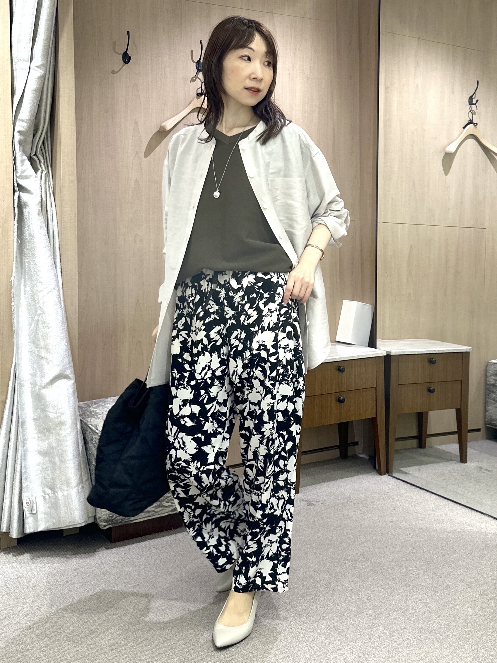 Miwaさんの「UNTITLED｜【11色展開/体型カバー】前後2WAYフレンチスリーブニット」を使ったコーディネート