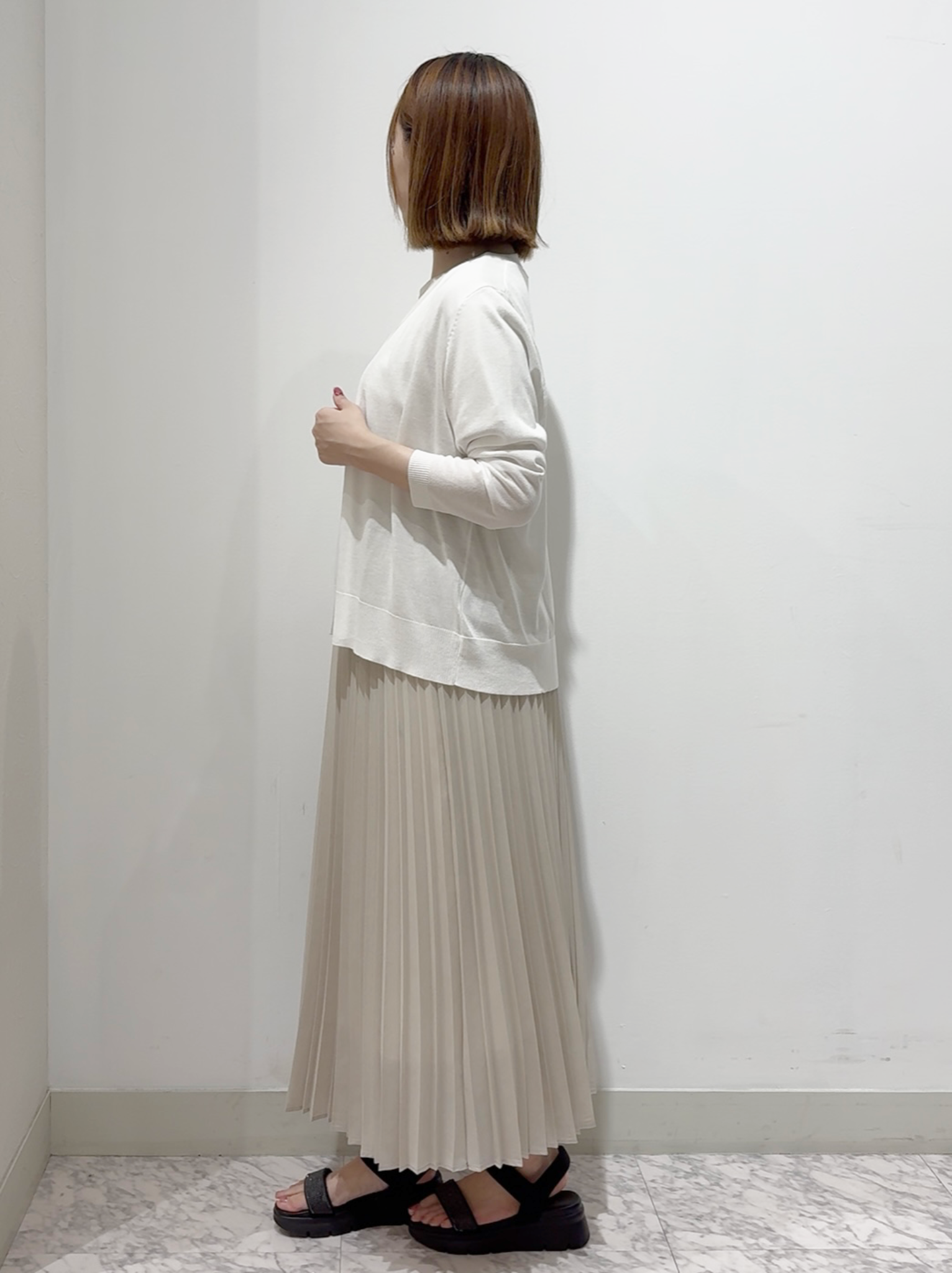 しかっちさんの「grove｜高評価！【接触冷感／UVカットetc】ベーシックショートカーディガン」を使ったコーディネート