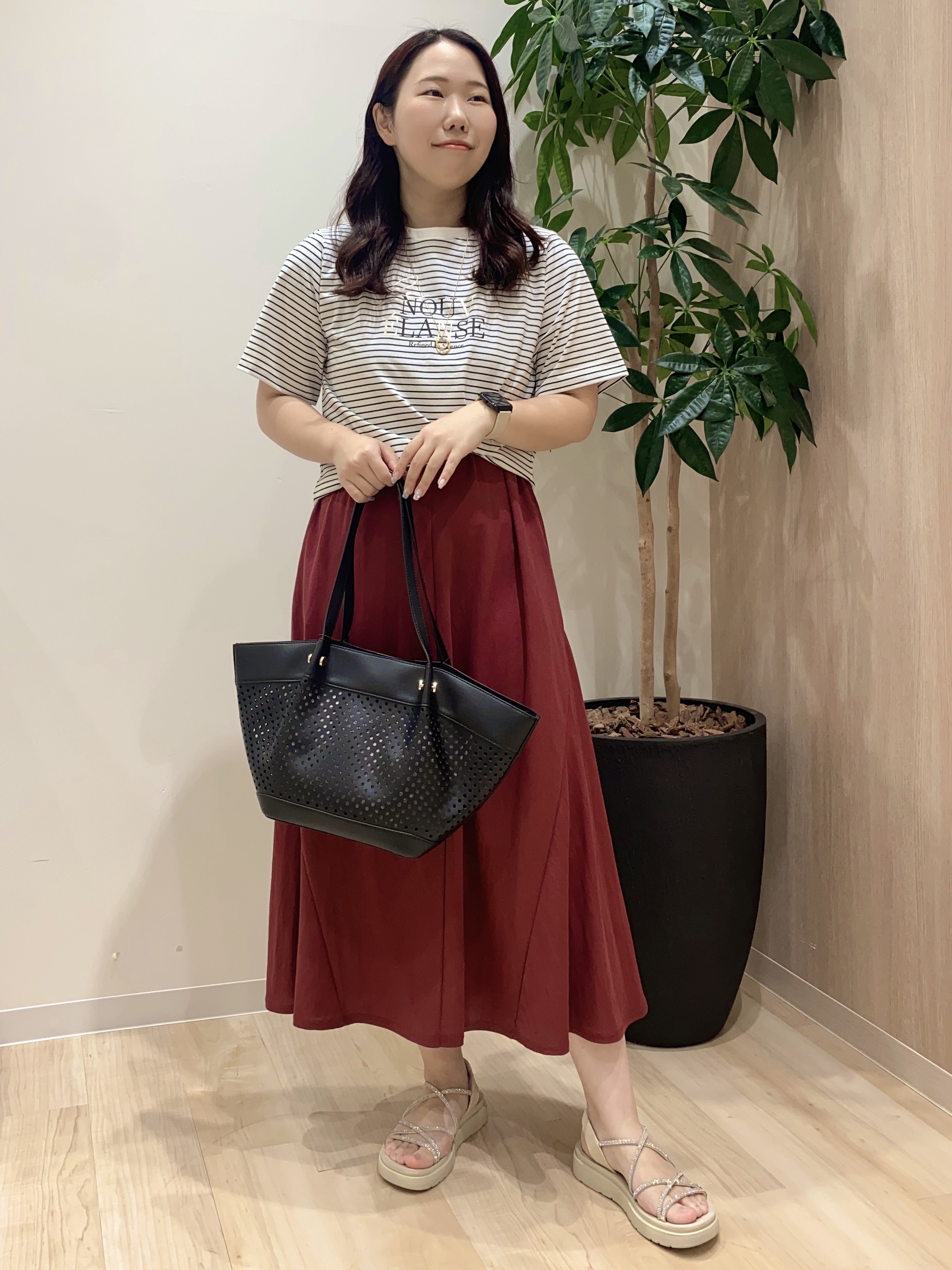 HANAさんの「grove｜【吸水速乾・UVカット・接触冷感・マシンウォッシャブル】ベーシックMIXロゴプリントT」を使ったコーディネート