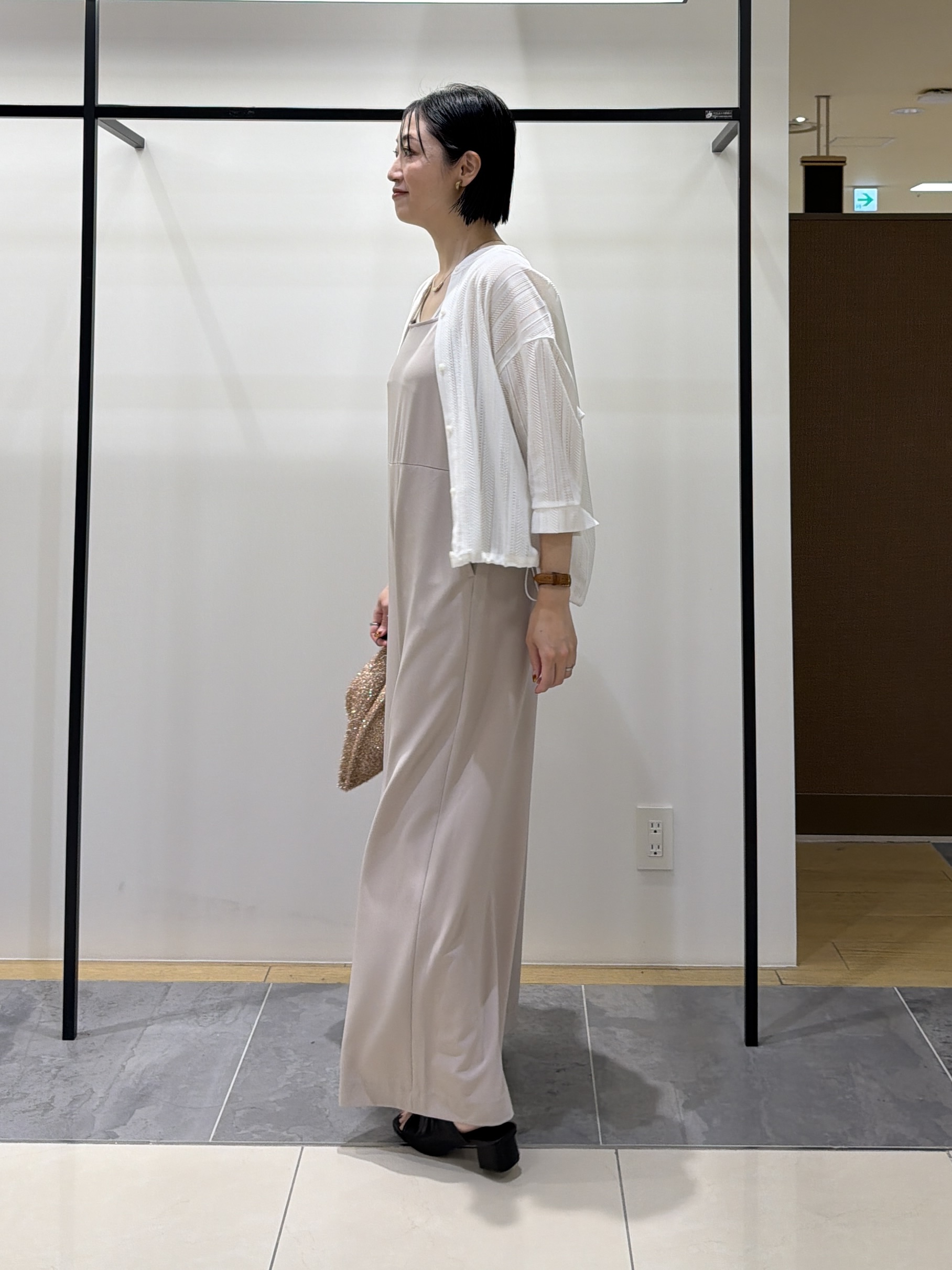 shihoさんの「INDIVI｜【さらっと素材／洗える】キカレースブラウス」を使ったコーディネート