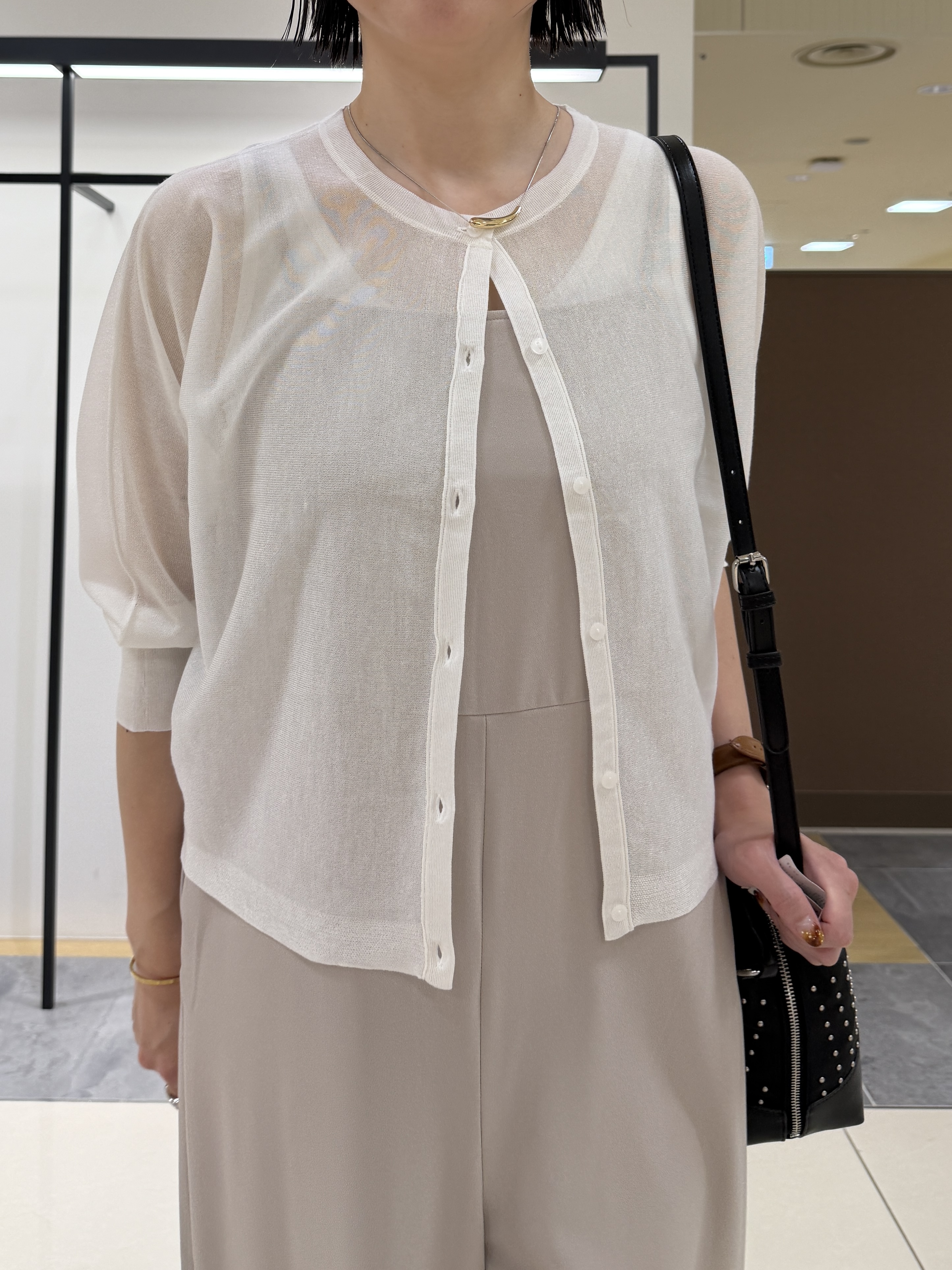 shihoさんの「INDIVI｜【着る日傘】キャミソールサロペット」を使ったコーディネート